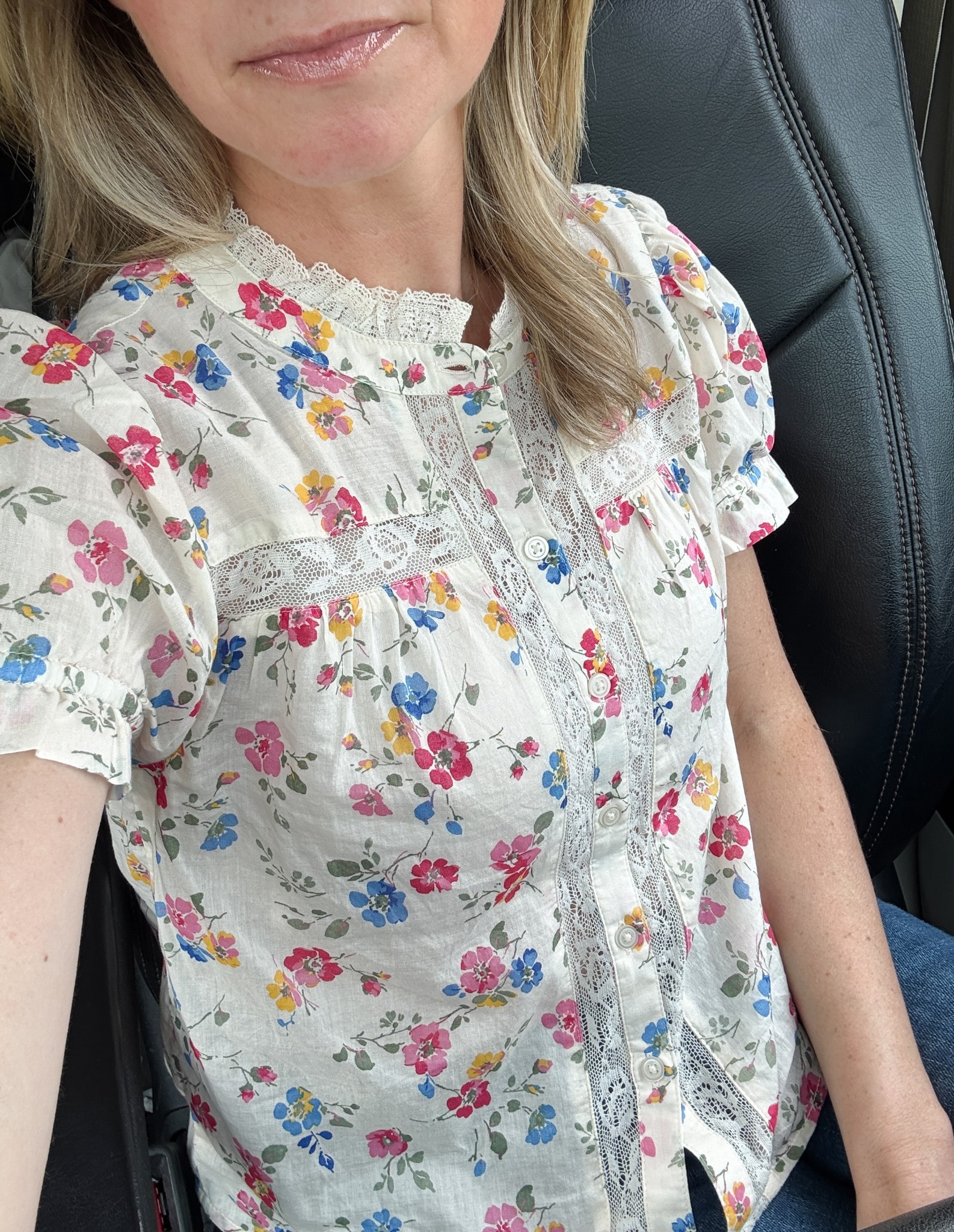 Lace and florals ❤️
Loving this tinted lip oil too! Super subtle color in the shade Biarritz

#LTKFindsUnder50 #LTKStyleTip #LTKSummerEdit