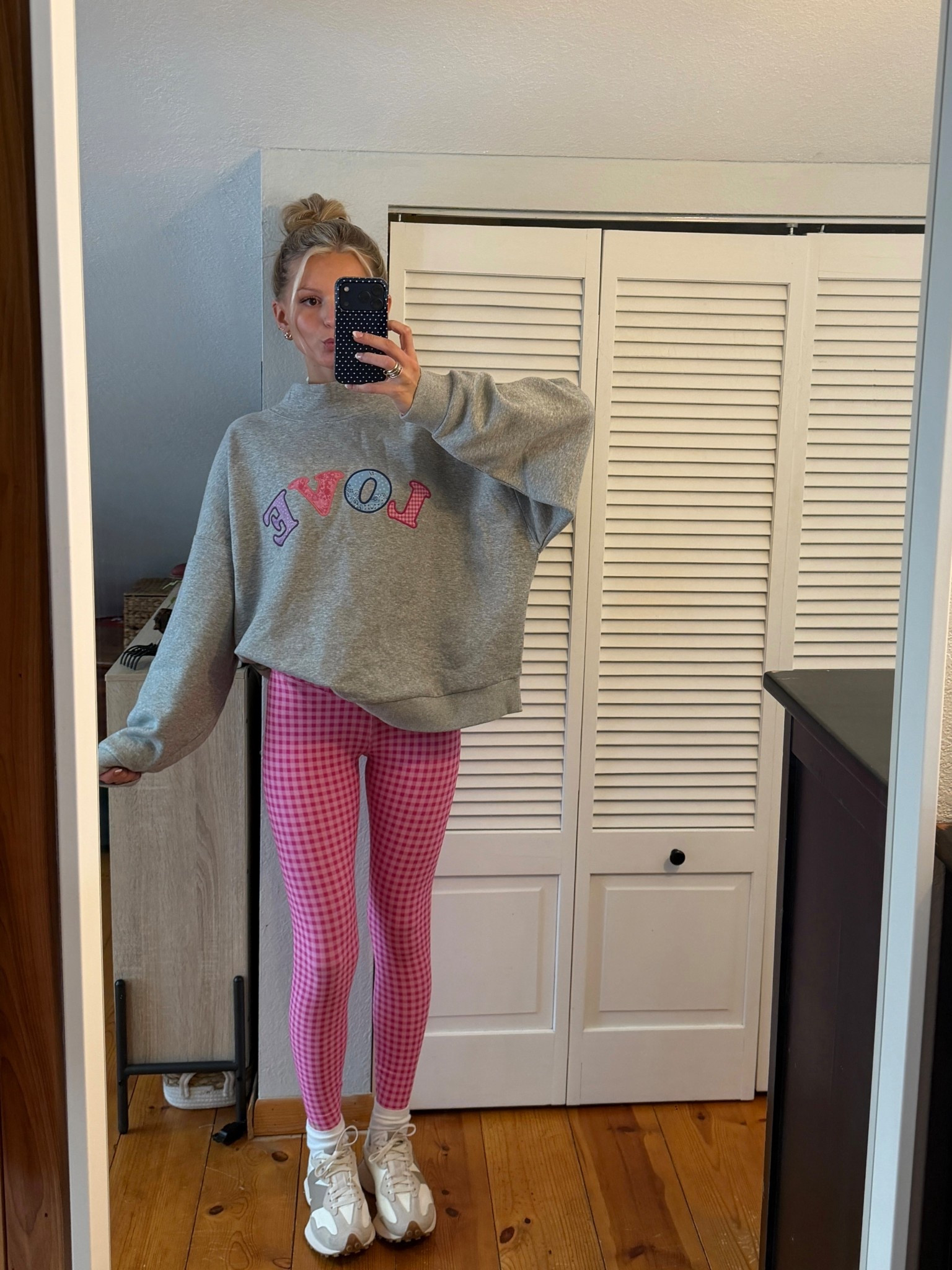 Large top & xs leggings

#LTKFindsUnder50 #LTKFindsUnder100