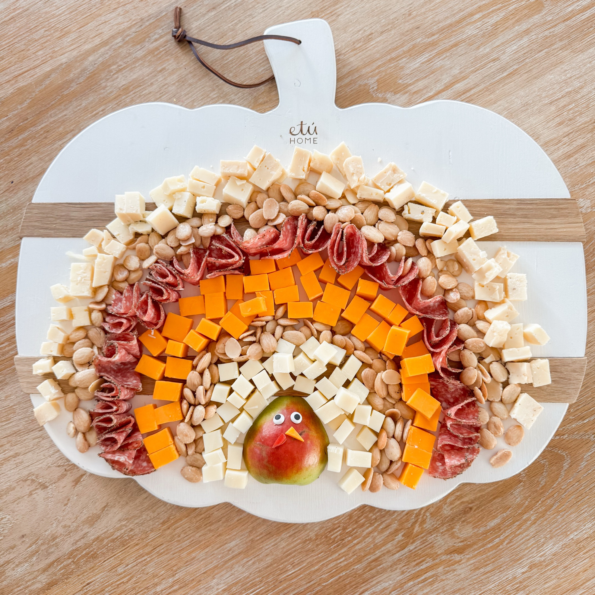 Thanksgiving appetizer idea! So easy and fun!