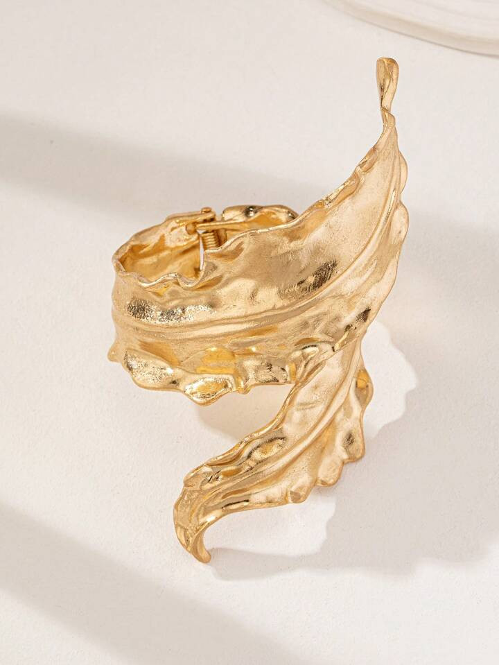 1 Pc Oversized Golden Color Metal Leaf Cuff Bangle Statement Bracelet For Women | SHEIN