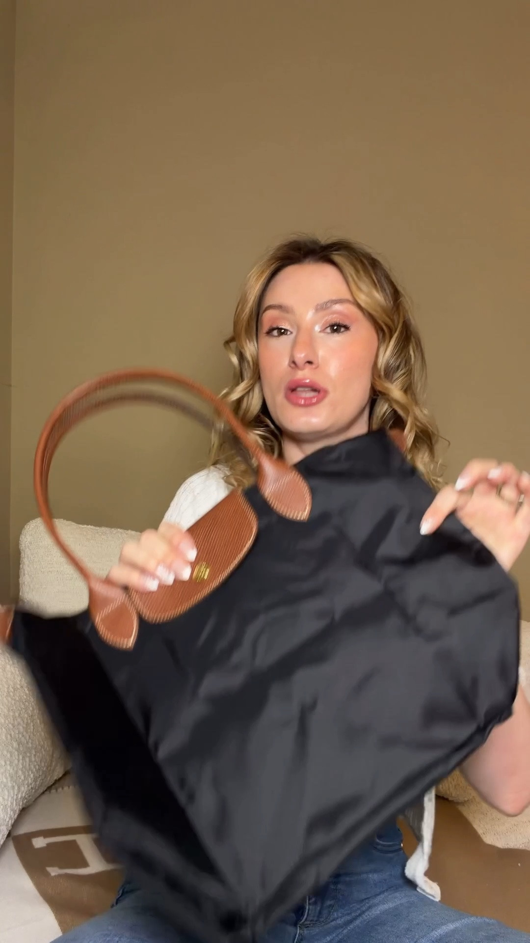 The most popular Longchamp Le Pliage color, and for some reason I didn’t get her until now 🤦‍♀️ I def see why it’s such a popular color 😍 Comment SHOP & I’ll dm you the link 🖤

I always recommend the color paper for everyone’s first Longchamp, but now I can confidently say black is also the perfect choice for your first Longchamp Le Pliage! Just like paper, the neutral body and brown leather look so good together and are so neutral, the bag will go with everything! The black Longchamp Le Pliage is the perfect everyday bag that can be carried with just about any outfit!

This is the medium Le Pliage with long handles.

Longchamp Le Pliage, work bag, tote

#LTKootd #LTKdayinmylife #LTKgrwm