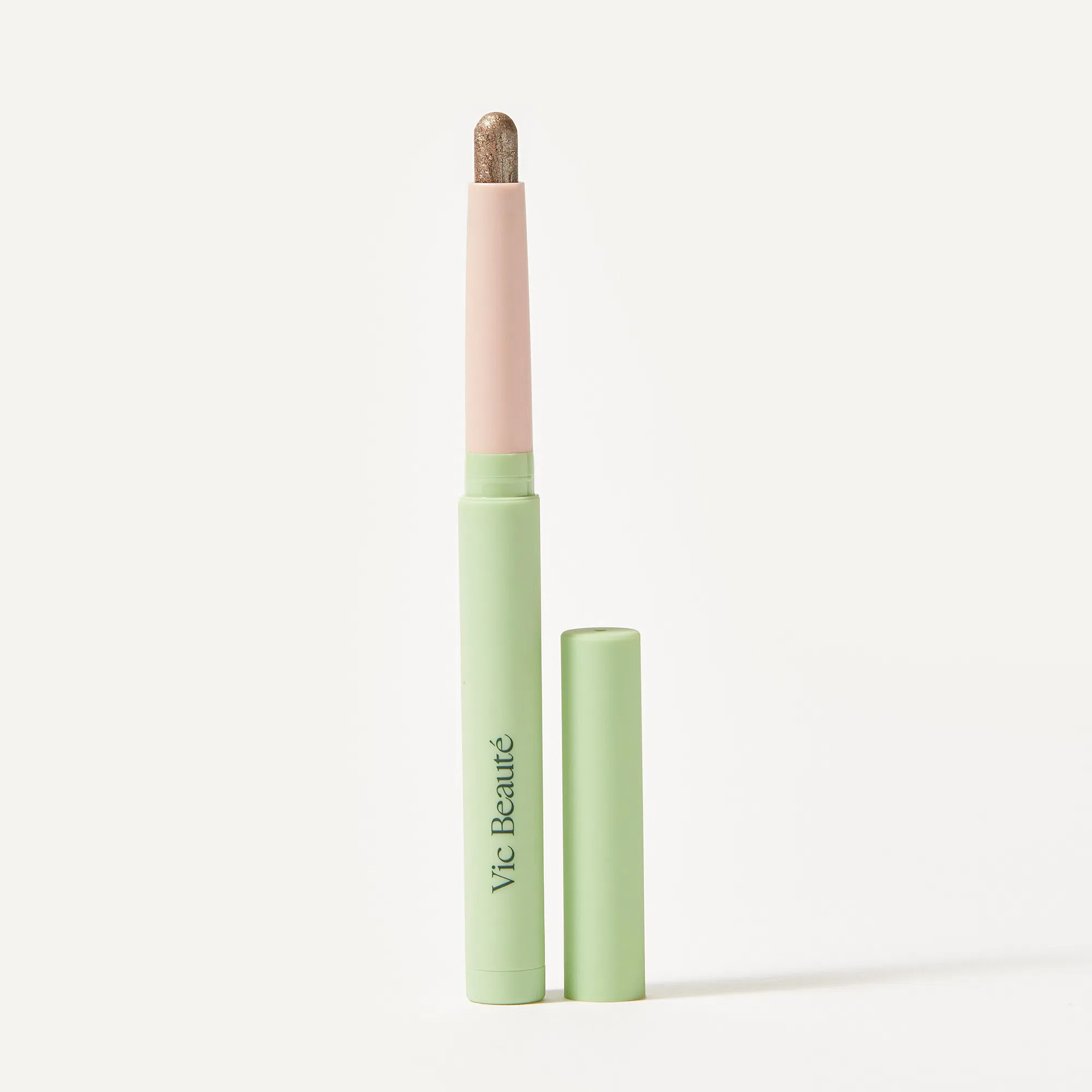 Stick Brilhoso | Vic Beauté - Vic Beauté - Maquiagem fácil de usar, difícil de errar | Vic Beaute (BR)