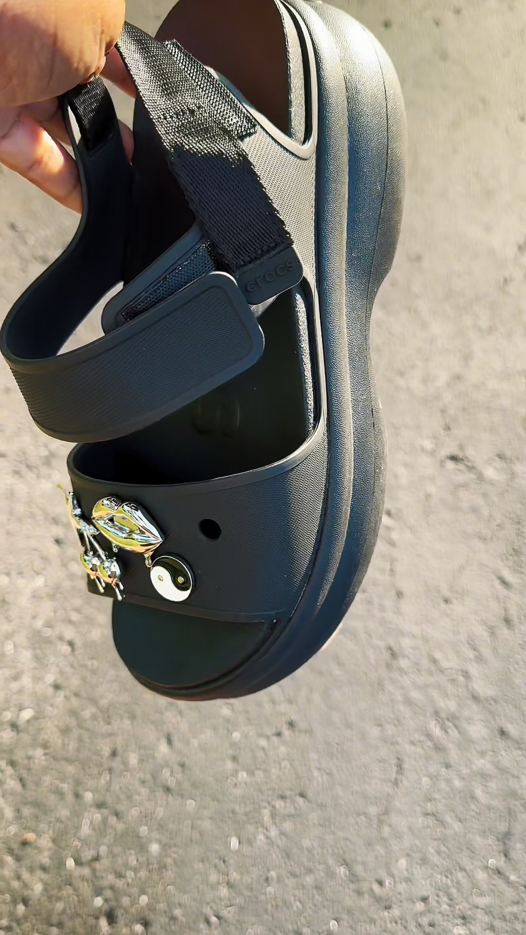 if you have wide feet, stop scrolling because we finally won 😭🙌

Finding a platform sandal that is actually comfortable for wide feet is usually an extreme sport—they’re either too narrow, the straps dig in, or they just look tight. Enter the Crocs Soho Y-Strap Platforms.

I was skeptical, but these are a total game-changer. The Y-strap layout is so incredibly forgiving; it holds your foot securely without cutting off your circulation or squeezing. Plus, because they’re Crocs, they have that signature cushioned footbed that feels like walking on clouds, even with the platform height.

Here is why they are currently on repeat for me:

    Wide-Foot Friendly: The strap placement and flexible material give your feet actual room to breathe.

    The Aesthetic: They look so chic and elevated (absolutely no one guesses they’re Crocs!).

    Zero Break-In Time: No blisters, no digging, just instant comfort from day one.

If you’ve been hunting for a cute, comfortable summer platform that actually fits wide feet, this is your sign.

Everything is linked in my LTK shop! 🤍

#LTKunder100 #SummerSandals #WideFeetFriendly #ComfyChic 

 #LTKootd