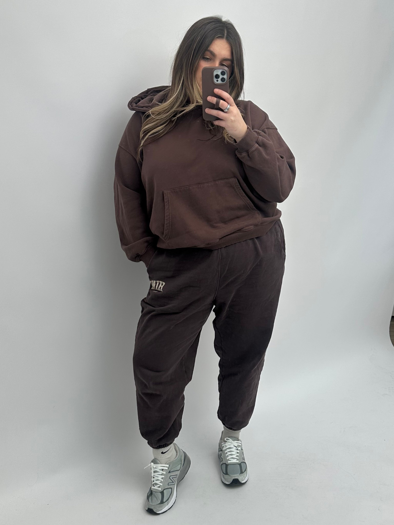 Brown on brown set !!

2X hoodie 


#LTKMidsize #LTKgrwm #LTKootd