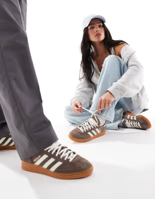adidas Originals Handball Spezial gum sole trainers in brown and white | ASOS (Global)