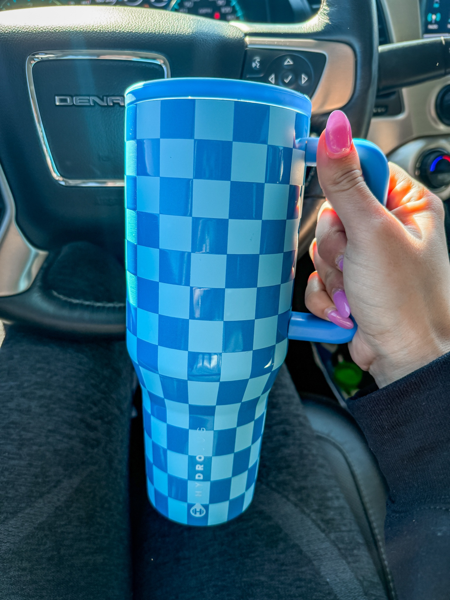 My Favorite Cup 🤩 100% leakproof and comes in the prettiest colors and prints! 
#hydrojug #32ozcup #40ozcup #fitness 

#LTKActive #LTKFindsUnder50 #LTKFitness