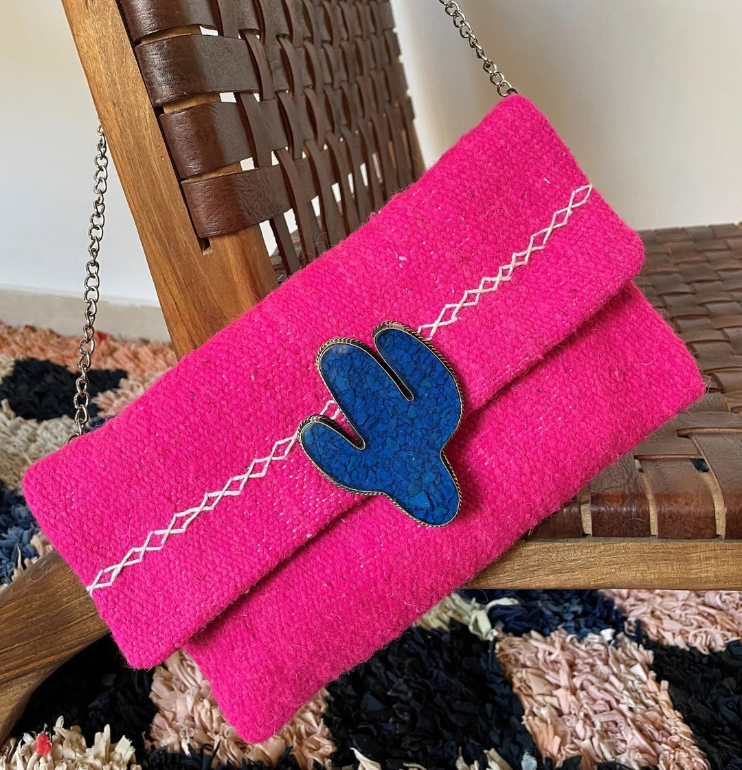Berber fuchsia clutch bag in kilim carpet with its ethnic jewel and its removable chain, clutch b... | Etsy (US)