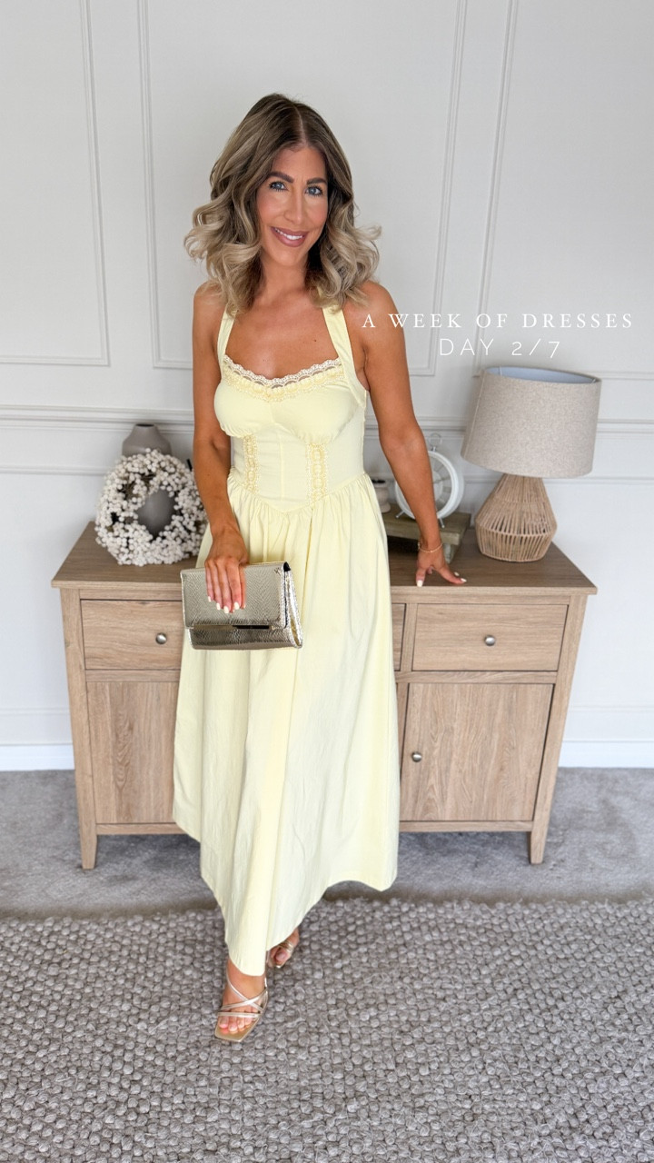 7 DAY OF DRESSES - 2/7 

It’s hard to pick a favourite from the seven but this one is definitely up there!! I LOVE everything about it, the colour, the fit and the fact it’s a halter neck! It’s just beautiful 🌼 

@newlook 

Comment LINKS if you’d like them 🔗 

AD | Gifted - I’m wearing a size 8. #thatnewlookfeeling #newlook #dressoutfit

#LTKspring #LTKdresses #LTKsummer