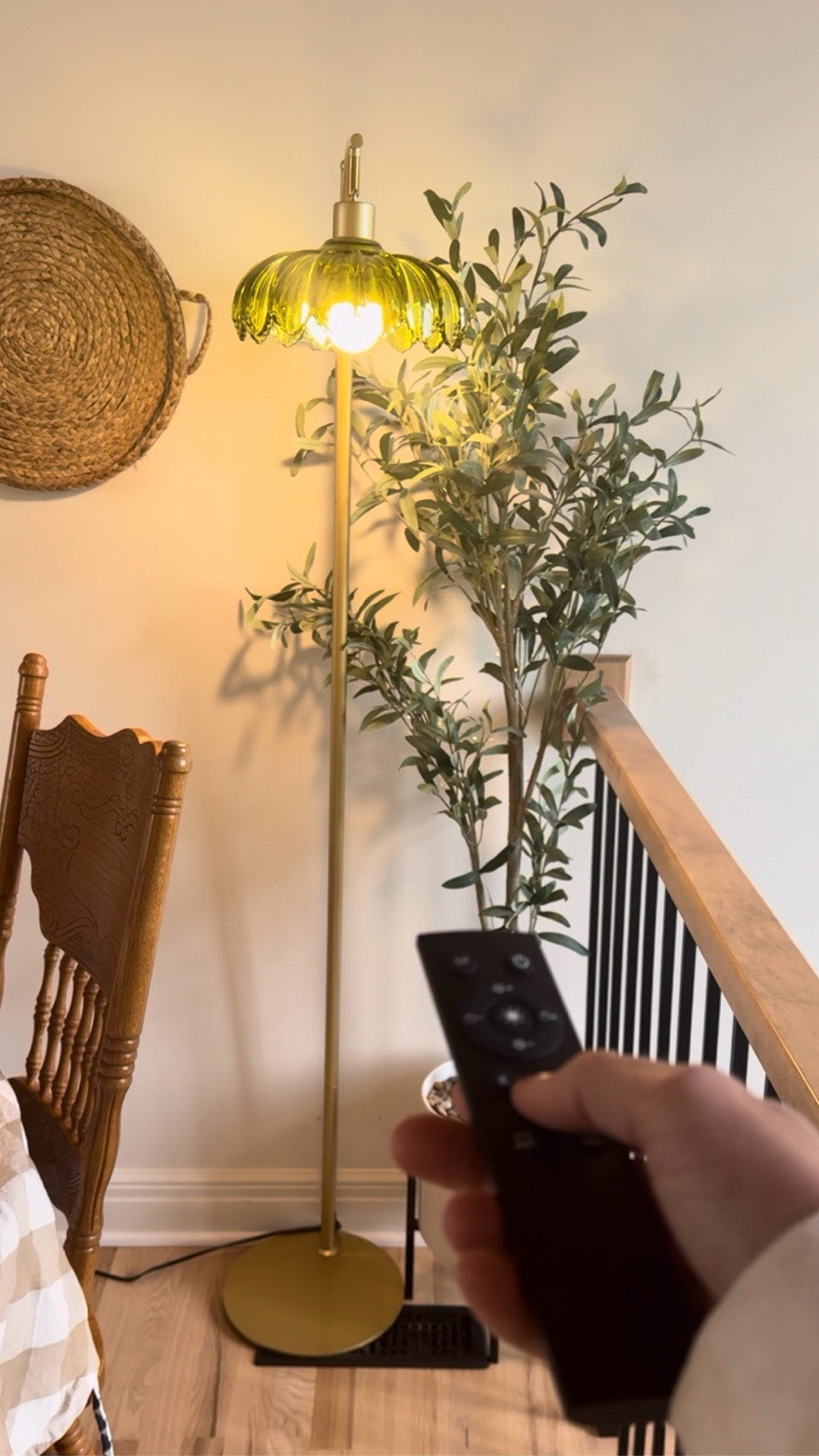 Flower bulb floor lamp with smart bulb and remote 

#LTKFindsUnder50 #LTKHome