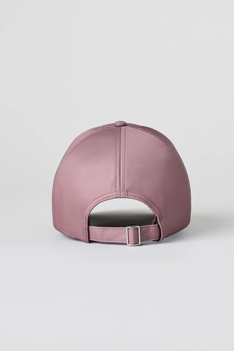 Satin Off-Duty Cap | Alo Yoga (US)