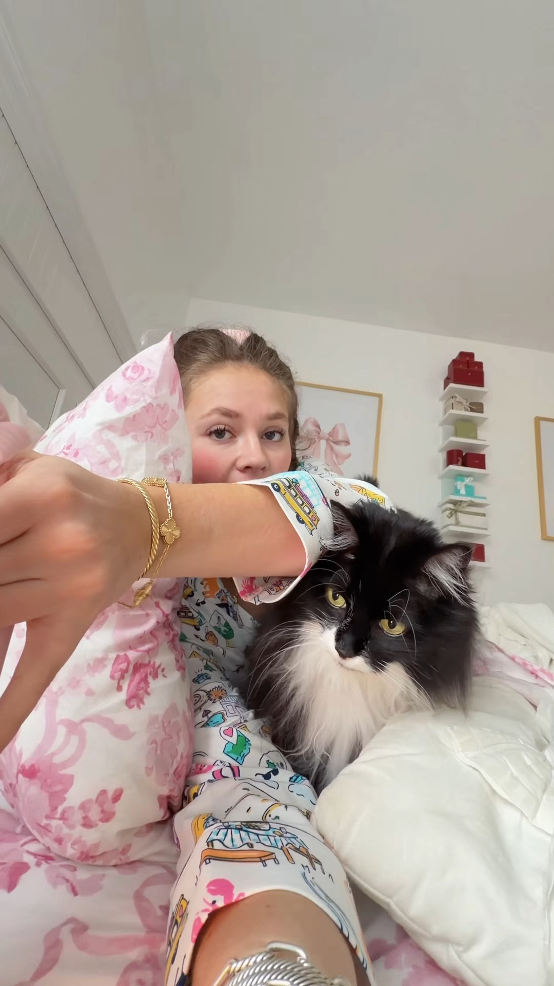 spend the morning with me!

#LTKdayinmylife #LTKmorningroutine #LTKselfcare