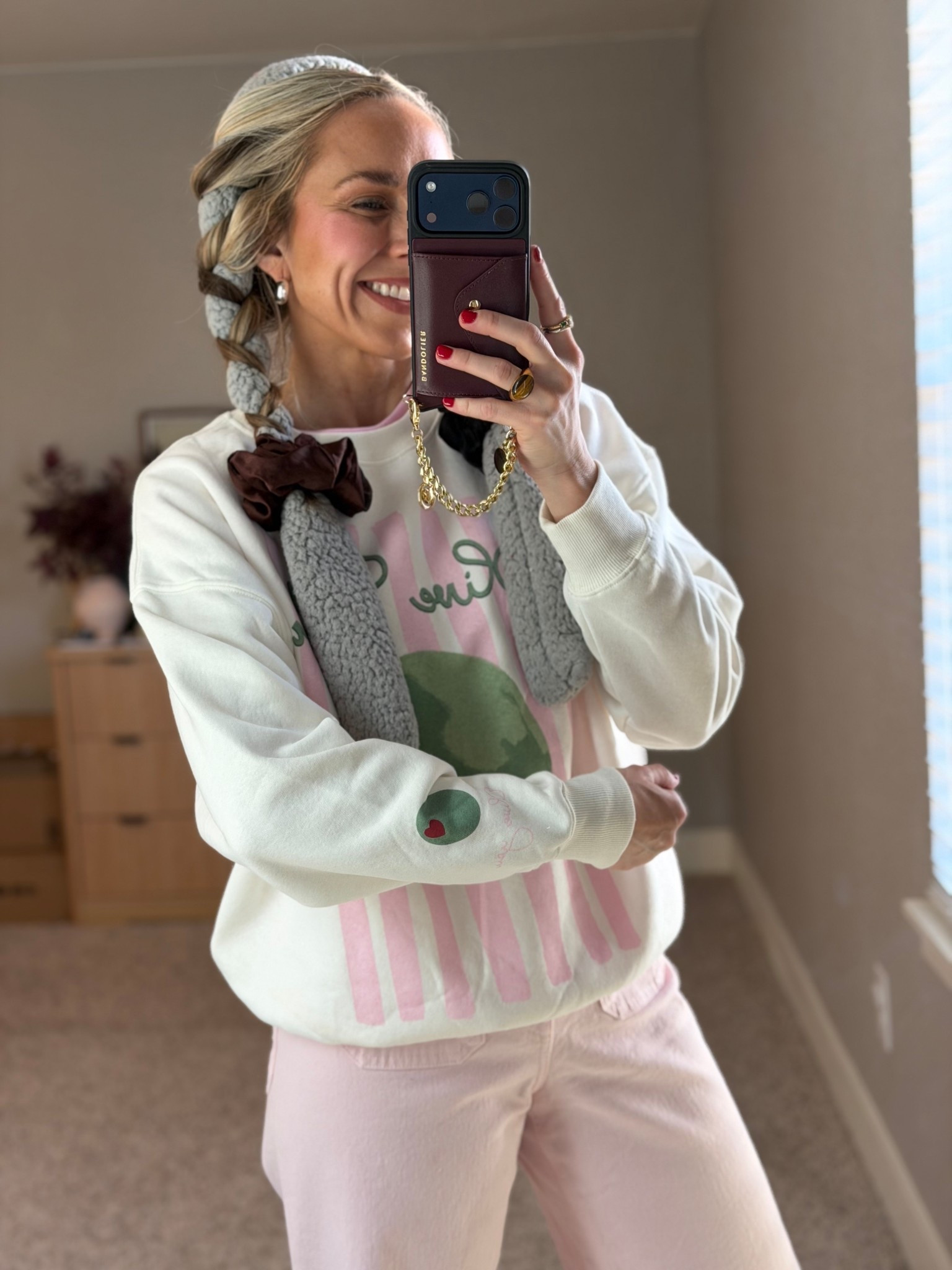 The cutest Valebtines day Top! 

#LTKValentine #LTKootd #LTKmomlife