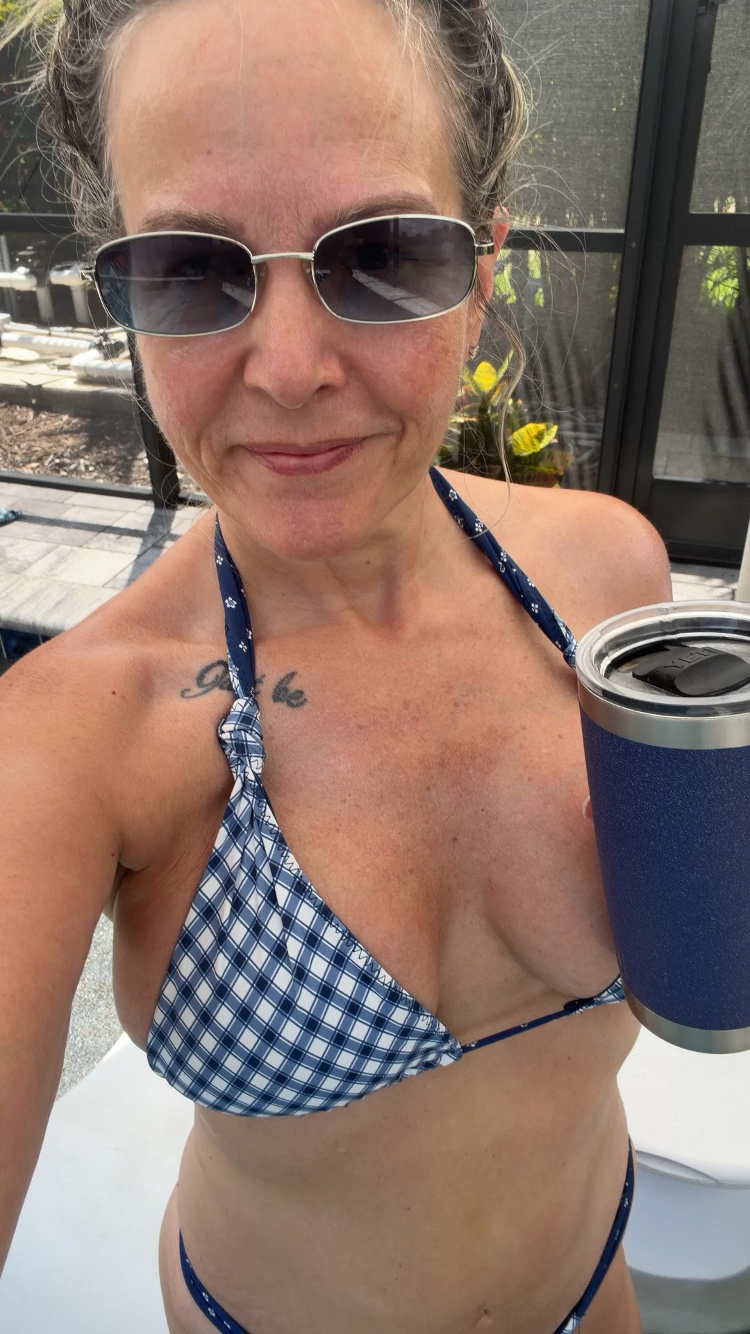 Happy Wednesday… we made it to midweek 😏☀️

Today’s bikini of the day is Frankie’s 🤍

Wearing one of my favorite reversible halter top + bottom sets — such a fun suit for pool and beach days 👏

I got this print last year, but the styles come in SO many fun colors and prints each season 👀

And honestly? Frankie’s bikinis hold up SO well. I have some that are easily 5 years old and still look great 🌊☀️

Everything linked in my LTK 🤍

#LTKSwim #FrankiesBikinis #BikiniOfTheDay #PoolsideStyle #LTKFinds

#LTKdayinmylife #LTKOver40 #LTKSwim