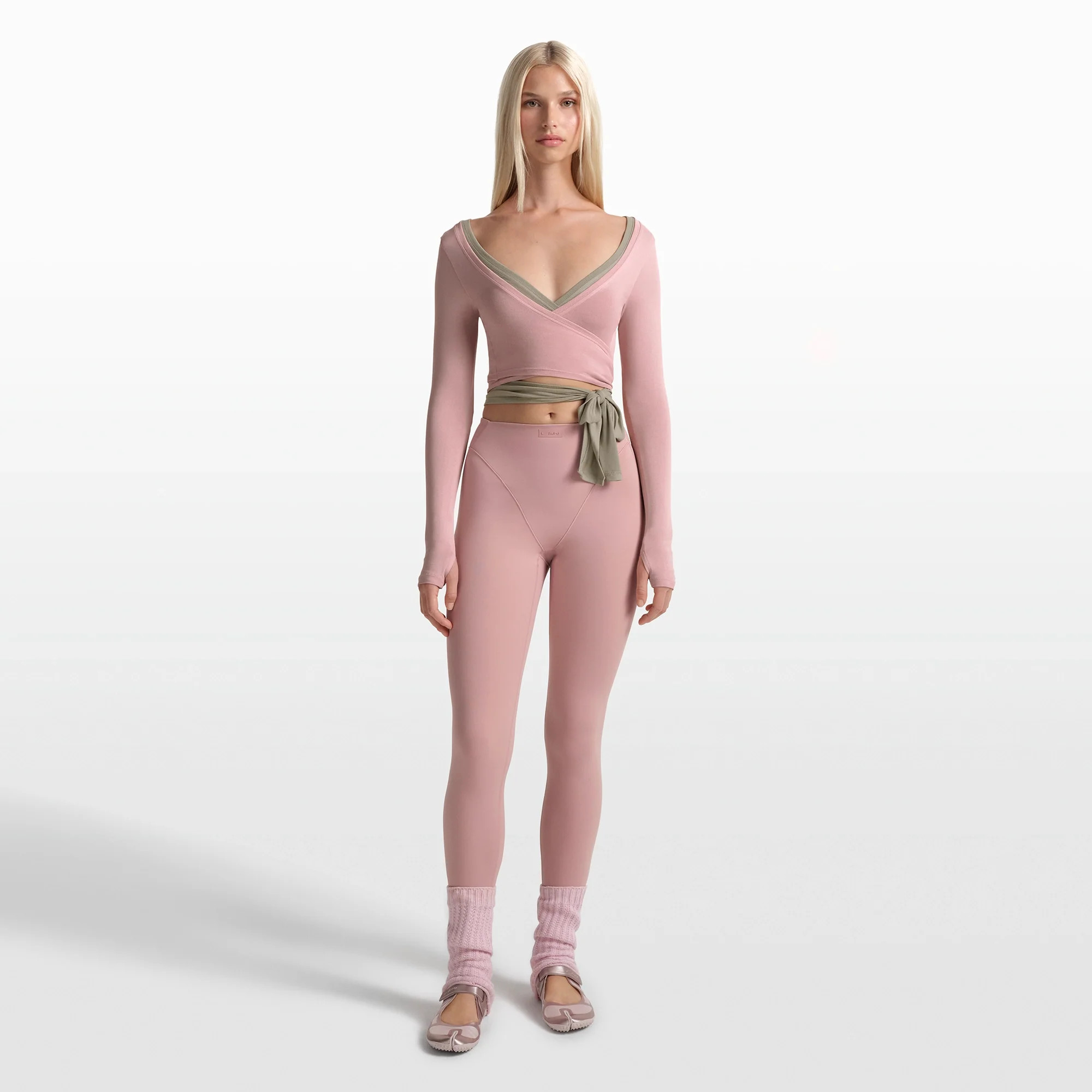 SKIMS Wrap Long Sleeve Cropped Top | Pink | 4XL | NikeSKIMS Stretch Knit | SKIMS (US)