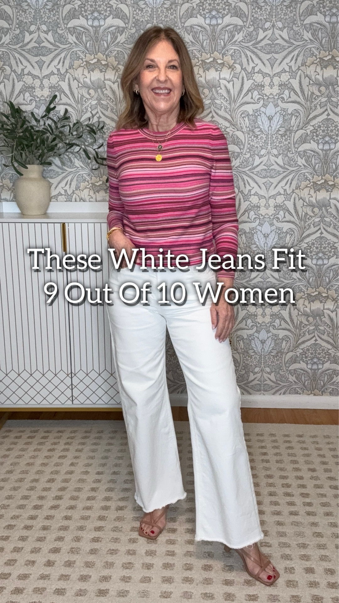 These are my favorite white jeans I’ve been telling you about. They fit almost everyone (so I say nine out of 10 women), they are stylist-approved, so easy, and they look and feel that good.

The good thing is, they are on sale. And they are available in a variety of colors. 


Jeans fit tts.  Top fits small, size up. 
Shoes for tts. 

#LTKootd #LTKOver40 #LTKSaleAlert