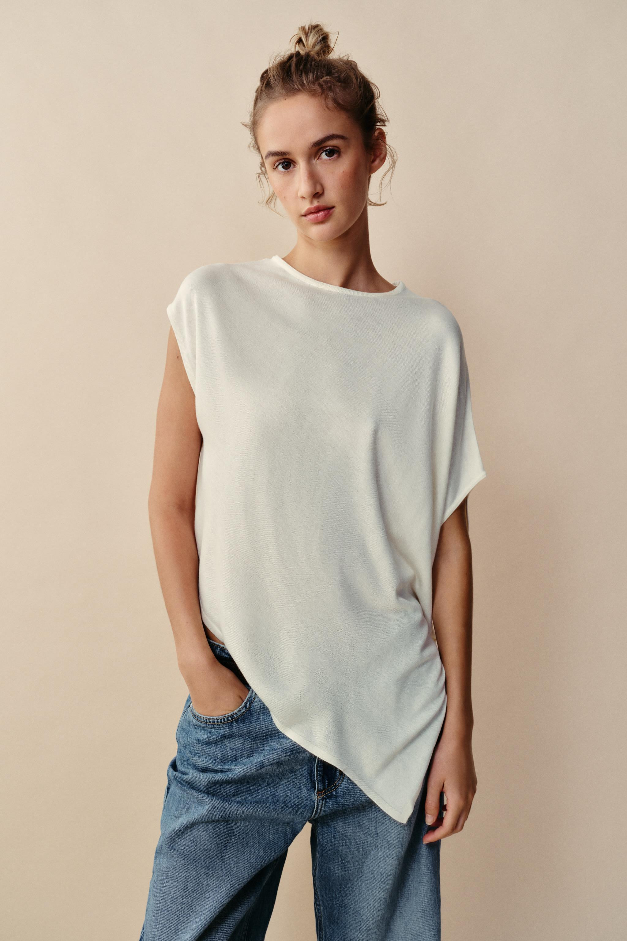 ASYMMETRIC KNIT TOP | Zara UK