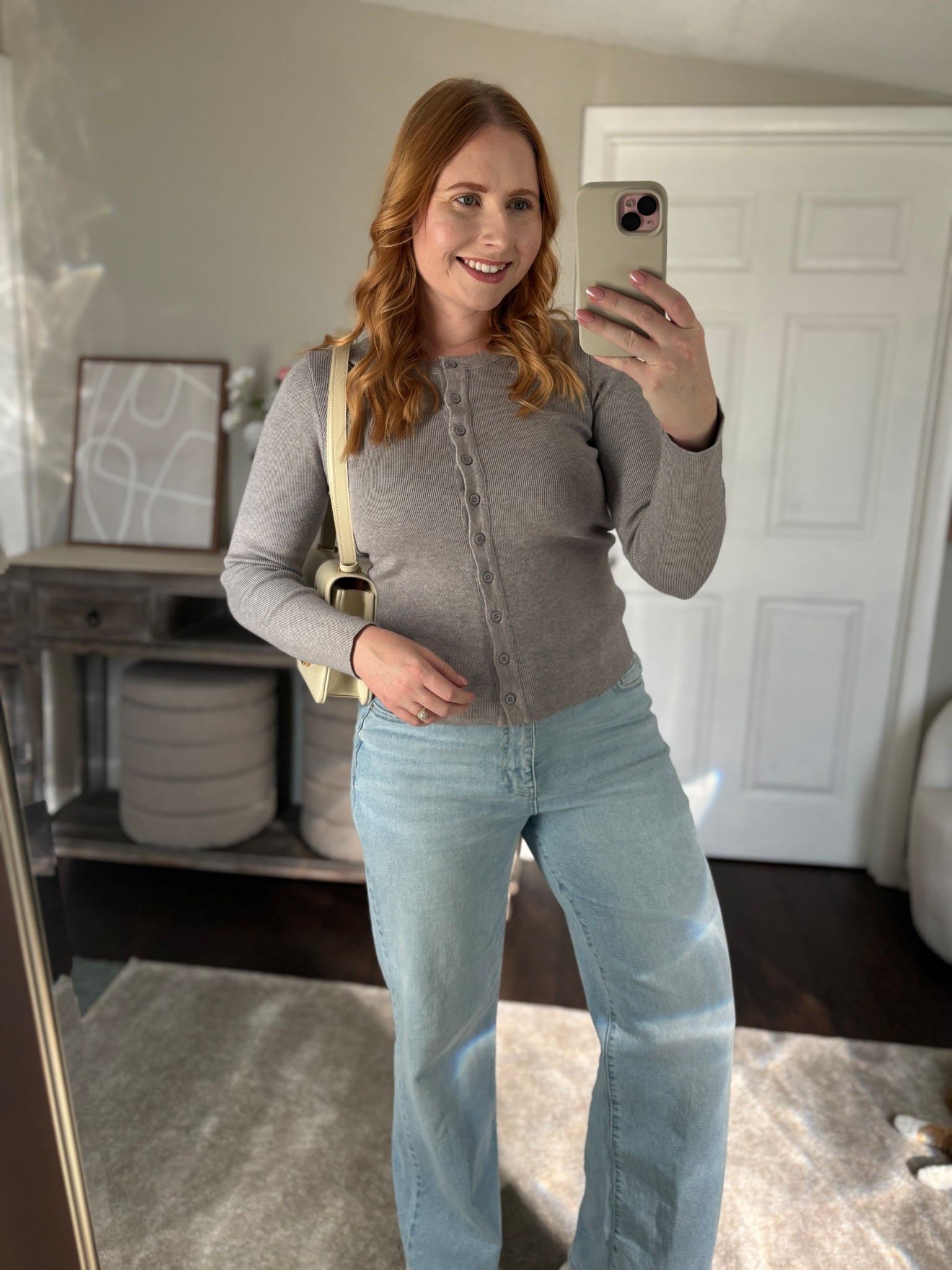 Grey cardigan size mediumm

#LTKootd #LTKSeasonal #LTKgrwm