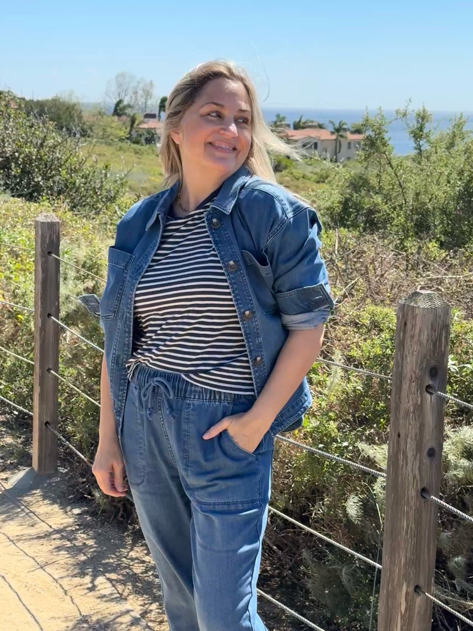 Cozy, cute & chic.

#LTKootd #LTKOver40 #LTKdayinmylife