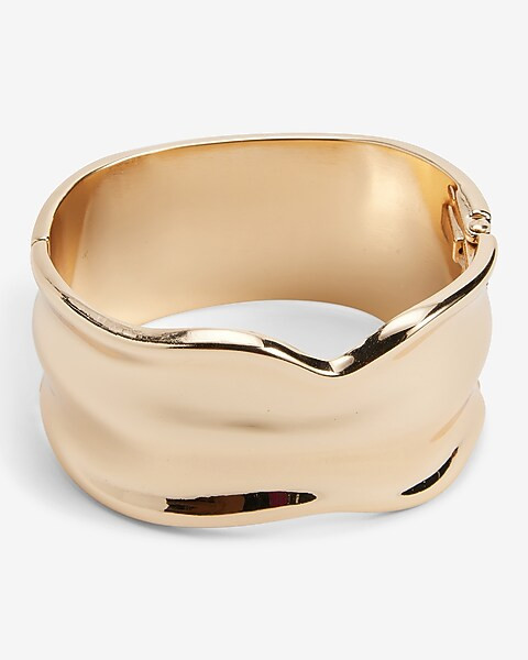 WomenAccessories & ShoesJewelryStyle 00502256Melted Snap Cuff Bracelet | Express