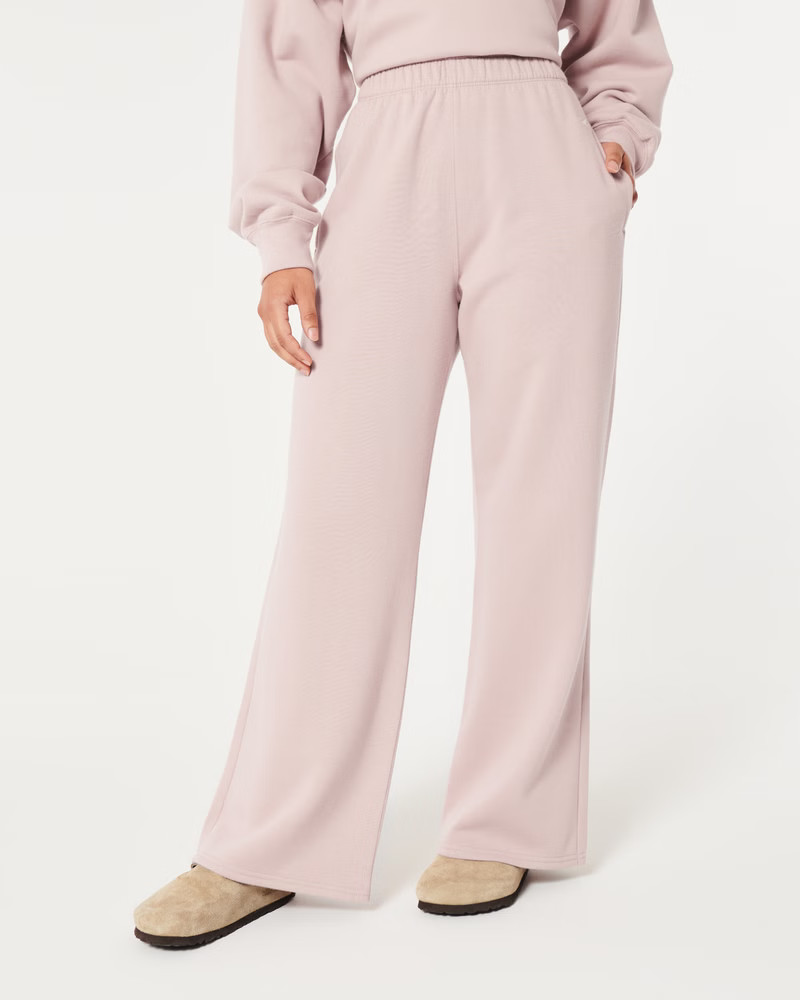 Feel Good Ultra High-Rise Wide-Leg Sweatpants | Hollister (US)