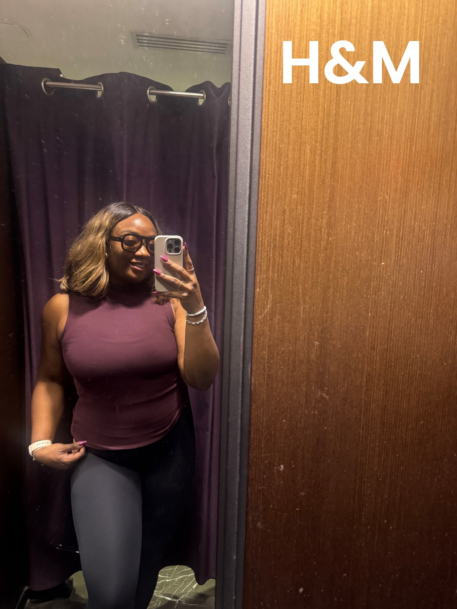 MICROFIBER MOCK TURTLENECK TOP from H&M

I am not going to lie. I am a fan of all things mock turtlenecks. Especially the ones that are sleeveless! I got this from H&M and I love the fit. Check it out.  

.** I cannot find the exact link, but hopefully some of these work for you!**

Fall transitional outfit
	•	Effortless chic top
	•	Under blazers and cardigans
	•	Closet capsule must-have
	•	Elevated basics for women
	•	Timeless silhouette
	•	Office to weekend style


#LTKActive #LTKFindsUnder50 #LTKMidsize