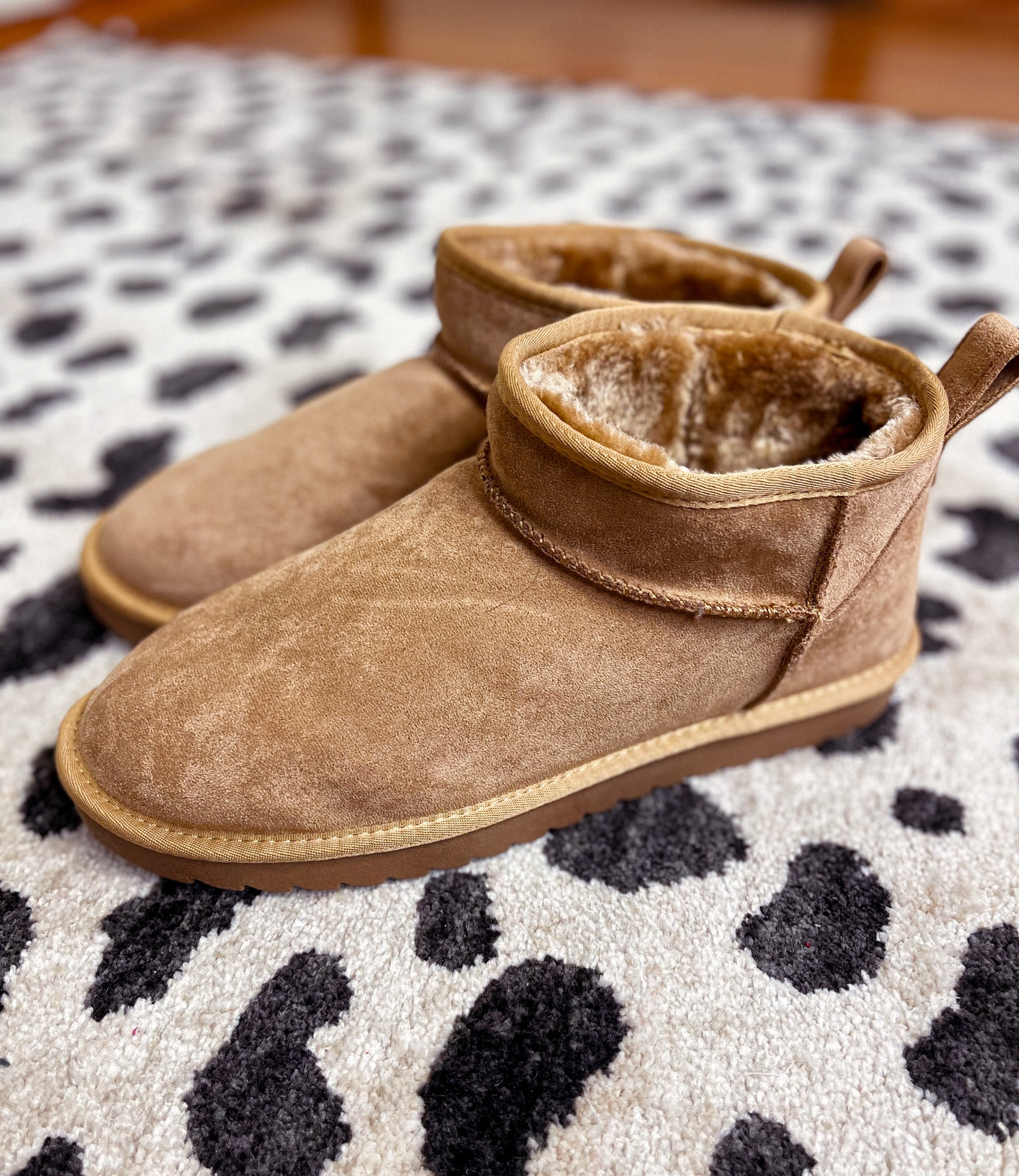 MAJOR SALE ALERT! These Maurices boots are so similar to the Ugg Minis and they’re on a doorbuster deal for just $20 today. 🙌🏻 They come in 5 great colors and are a perfect holiday gift for her! 

#LTKShoeCrush #LTKGiftGuide #LTKSaleAlert