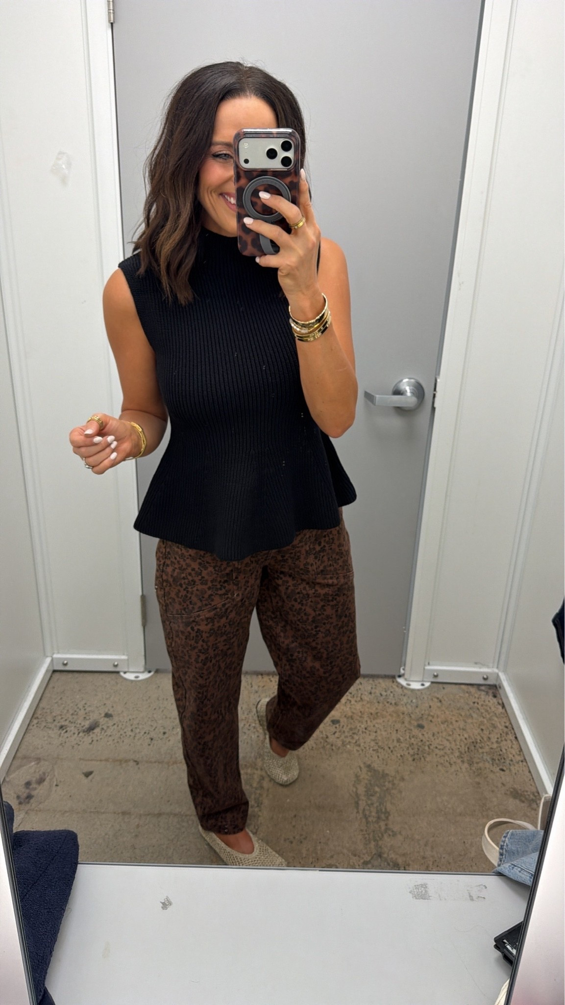 This Walmart top is such a good basic 🤎 I love the fitted shape and the little peplum detail! Wearing an XS.

#WalmartFinds #WalmartFashion #WalmartStyle #AffordableFashion #FallFashion #FallStyle #EverydayStyle #LTKCreator #LTKFashion #FashionFinds

#LTKootd