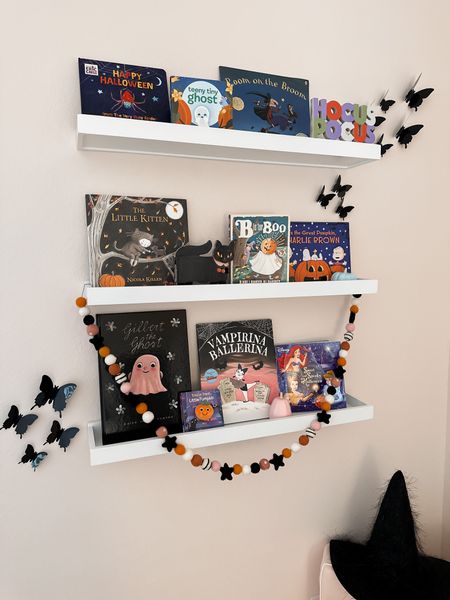 #books #halloweenbooks #kidshalloween #kidsbooks #halloween
