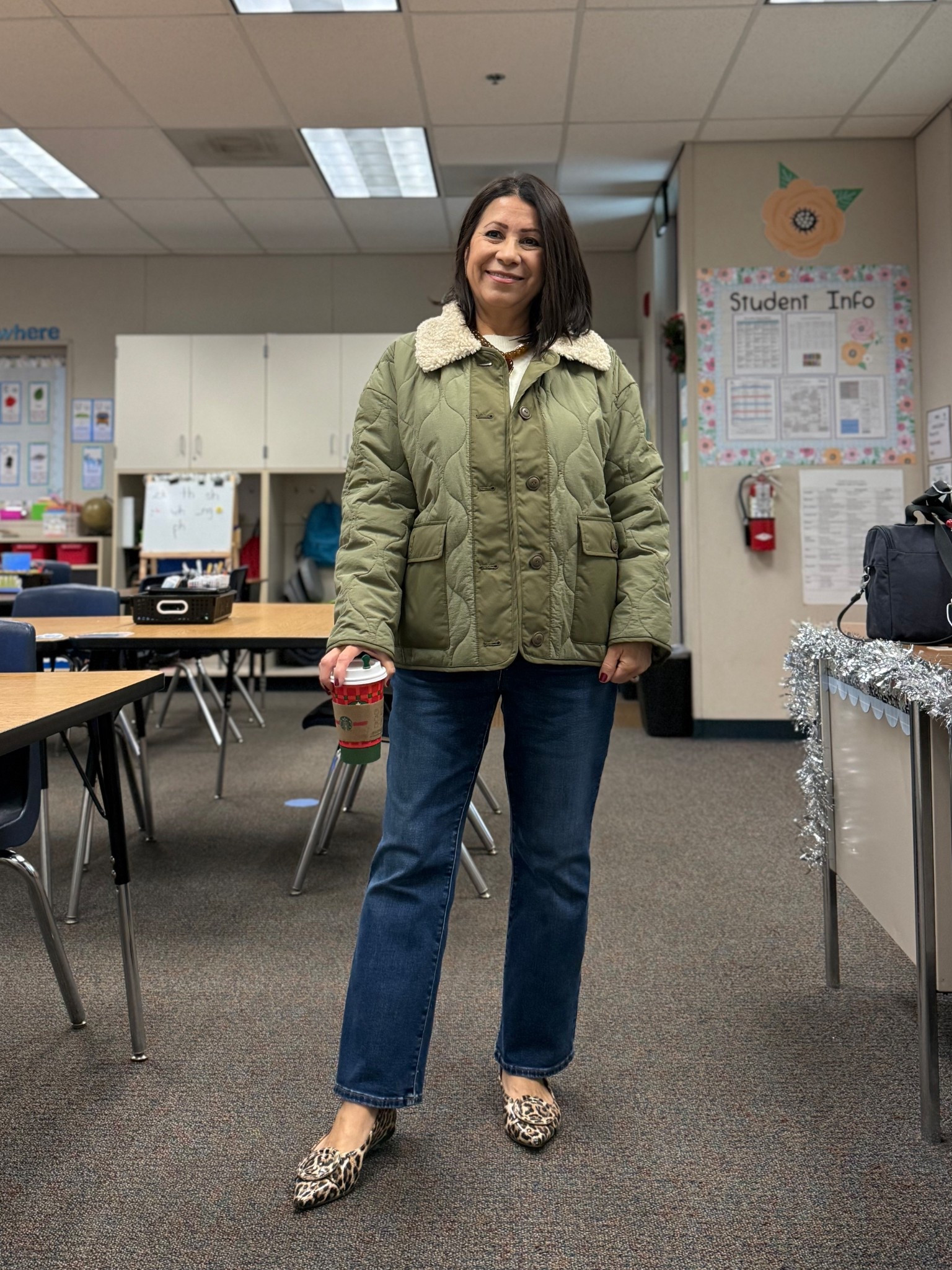 Old Navy Quilted Jacket 

Under $30
wearing a regular S












#LTKHoliday #LTKootd #LTKSaleAlert