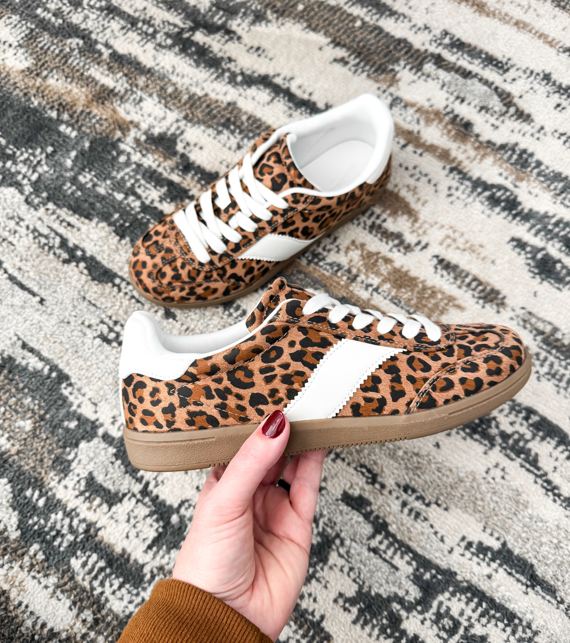 These little cuties have been my go to sneaker and I’m not mad about it. They have been so fun to style and are very comfortable. 
(I got my true size 7.5)

#sneakers #leopardsneakers #giftidea #cutesneakers #womensshoes

#LTKFindsUnder50 #LTKGiftGuide #LTKShoeCrush