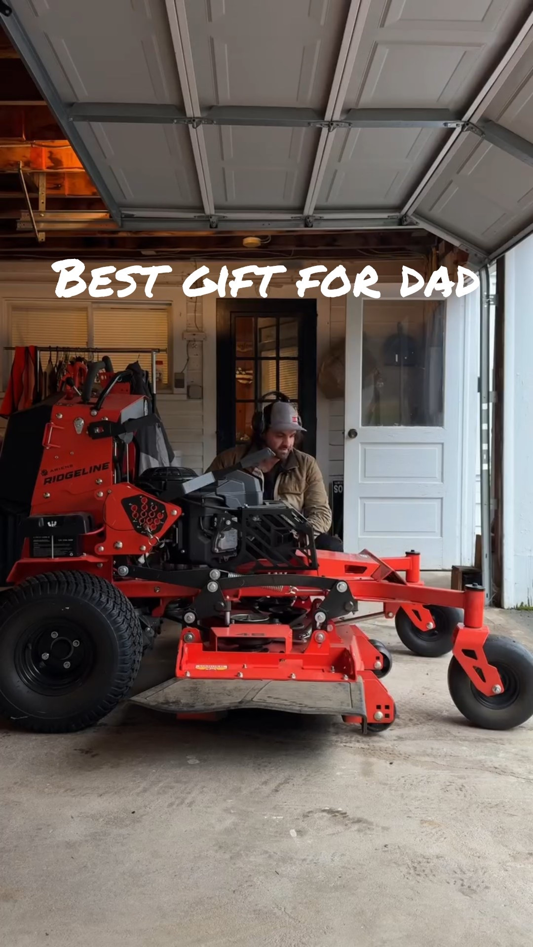 The best gift for dad 🇺🇸 @ariens Ben never wants to put his mower away for the winter! 

#dadgift #giftsformen #giftguide #zeroturn #mower #lawncare

#LTKMens #LTKHome #LTKGiftGuide