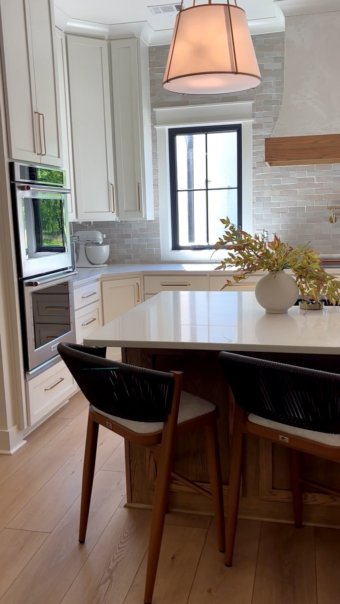 Beautiful designer inspired brushed champagne cabinet pulls 

#LTKHome #LTKStyleTip #LTKSaleAlert