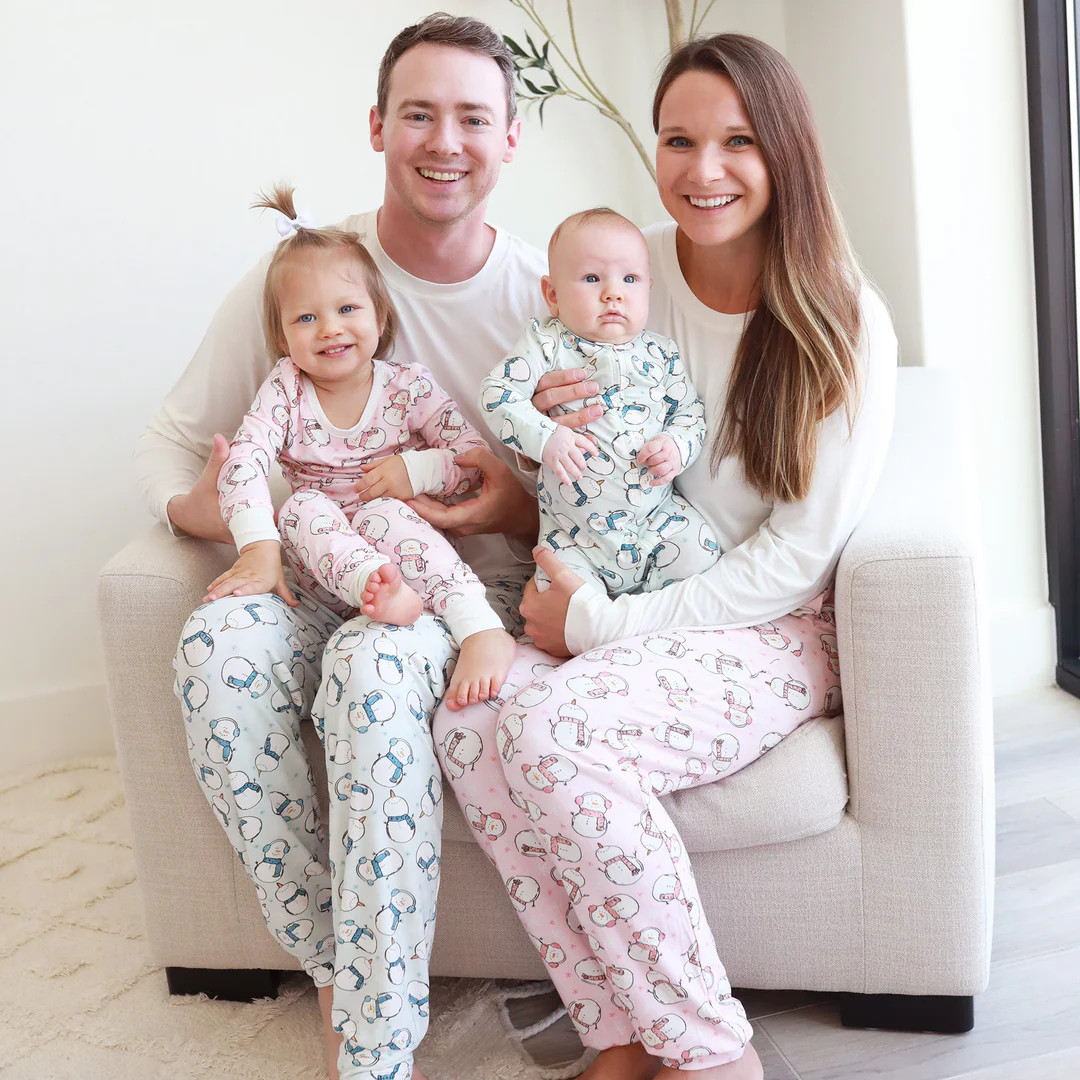 Adult Lounge & Jogger Pajama Pants | Frosty Friends | Caden Lane