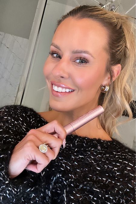 MAJOR MASCARA DEAL! The @toofaced Better Than Sex mascara is normally $29 a tube, but right now on @hsn you can get 4 full sized tubes for only $37! That’s like getting 3 tubes for only $8! This mascara gives those Kim K extensions look and that’s what I always as my makeup artist for! 

#LTKsalealert #LTKfindsunder50 #LTKbeauty