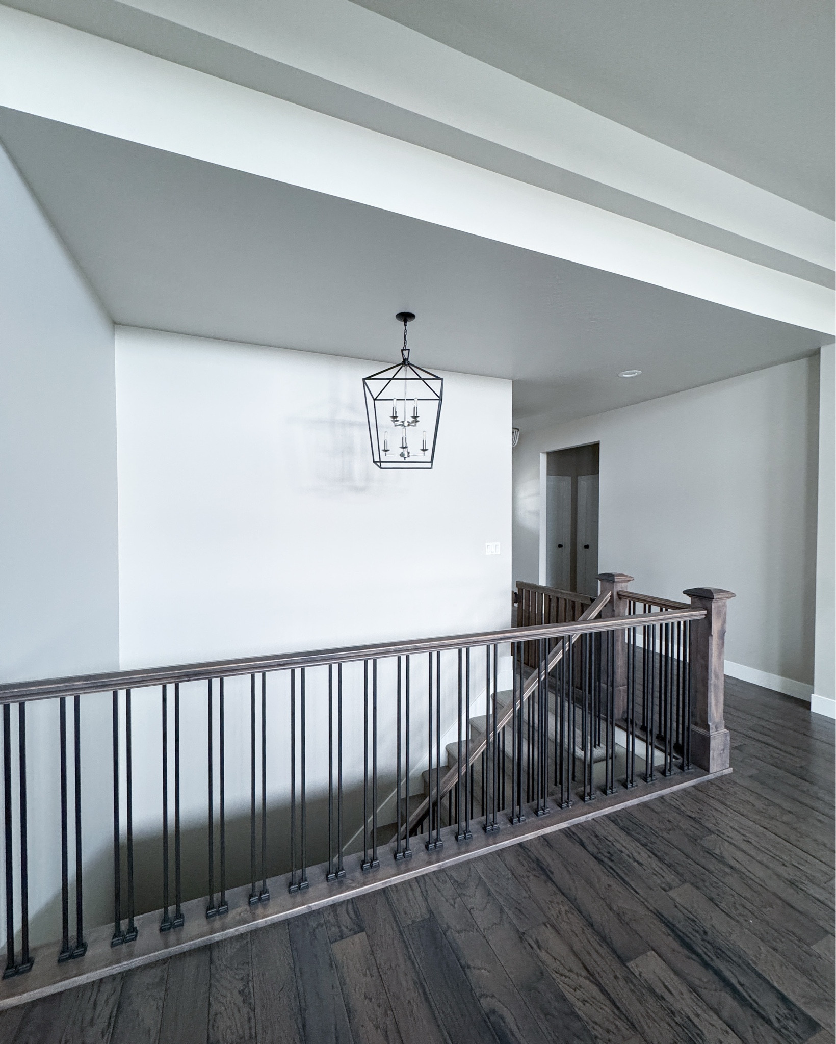 Resharing our beautiful, huge lantern chandelier off of our entry way over our stairs. We have had this light fixture in our home since we designed & built our home in 2018.

Height: 39-1/4"
Width: 26” 

Lighting - Light Fixture - Interior Design - Neutral Home

#LTKHome