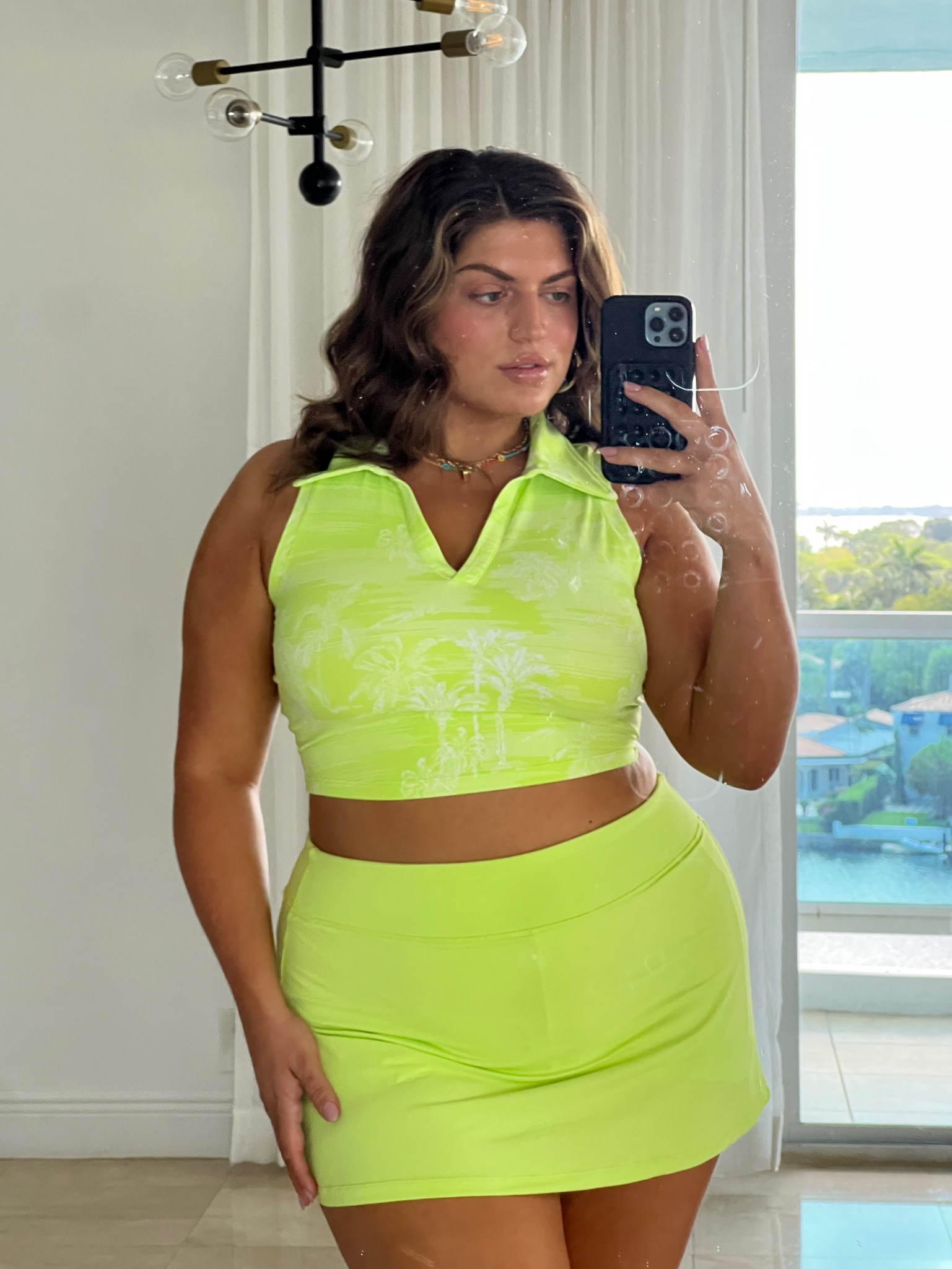 this green tennis skirt set is everything !!! fits so so good and i love how the polo is cropped and fits right on my waist!! 

this skort is sooo lightweight and breathable and this color is beautiful !! 

couldn’t recommend more🎾💚🥹 wearing xl! 



#LTKplussize #LTKmidsize #LTKfitness