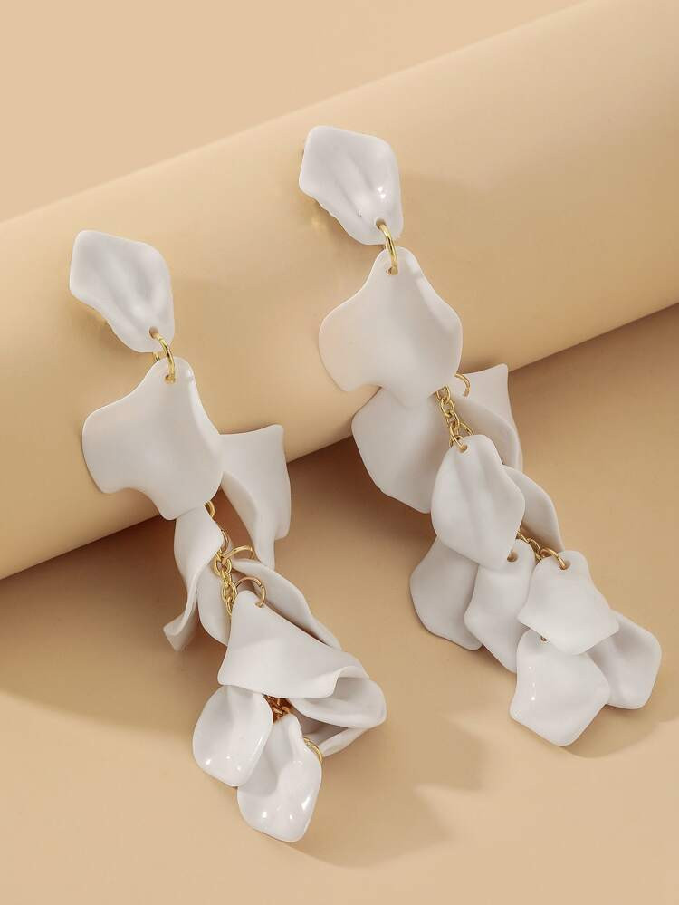 Petal Decor Drop Earrings | SHEIN