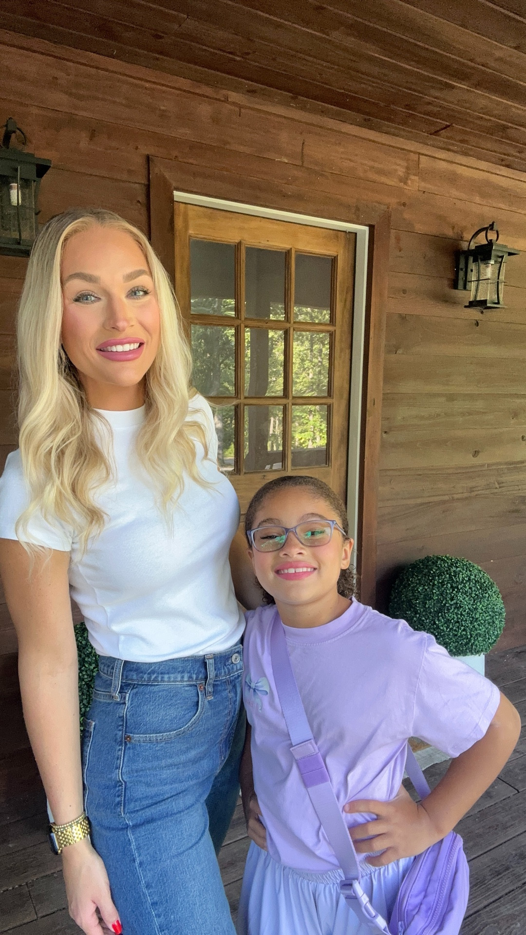 Just keeping it comfy & cute ✨ #ootd #casualstyle #everydaystyle #styleinspo #outfitinspo #styledbyme #affordablefashion #trendingoutfits #styleblogger #styledaily

#LTKShoeCrush #LTKStyleTip #LTKBeauty