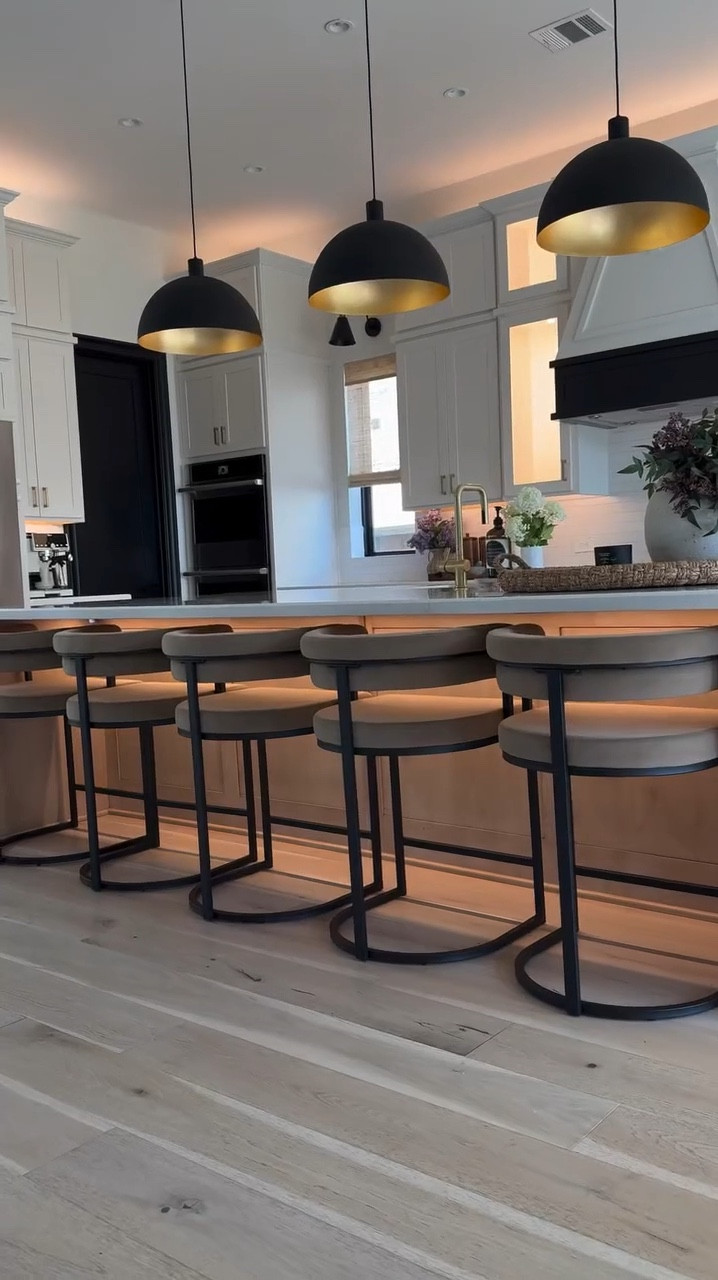 Ok these counter stools are just 😚🤌🏾 …love the detailing, color, and contrast! They come in white, black, and grey! 🥰☺️

Tap the link to shop yours! 🛒👇

#CounterStools #KitchenDecor #HomeFinds #ModernHome #LTKHome