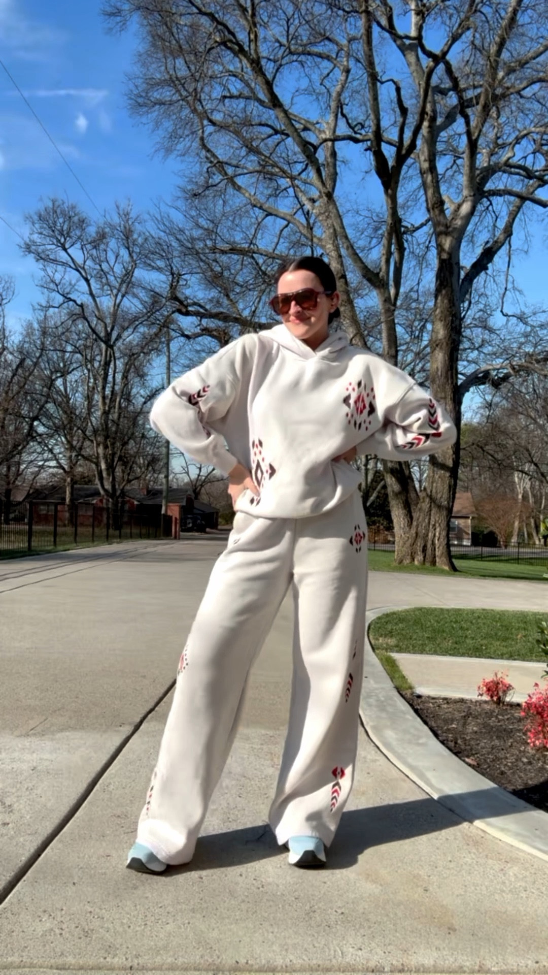 My Abercrombie code is active and this set is still fully stocked!! Use “AFTIA” for an additional 15% off at checkout 

I’m wearing a large in the hoodie and a medium in the pants (they run super LONG!) 

#LTKdayinmylife #LTKootd #LTKmomlife