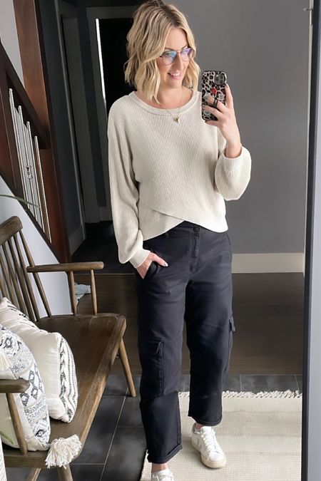 Lululemon did it again with this super soft crossover knit! And it’s reversible!! True to size.  Comes in 3 colours.  



#LTKSeasonal #LTKover40 #LTKstyletip