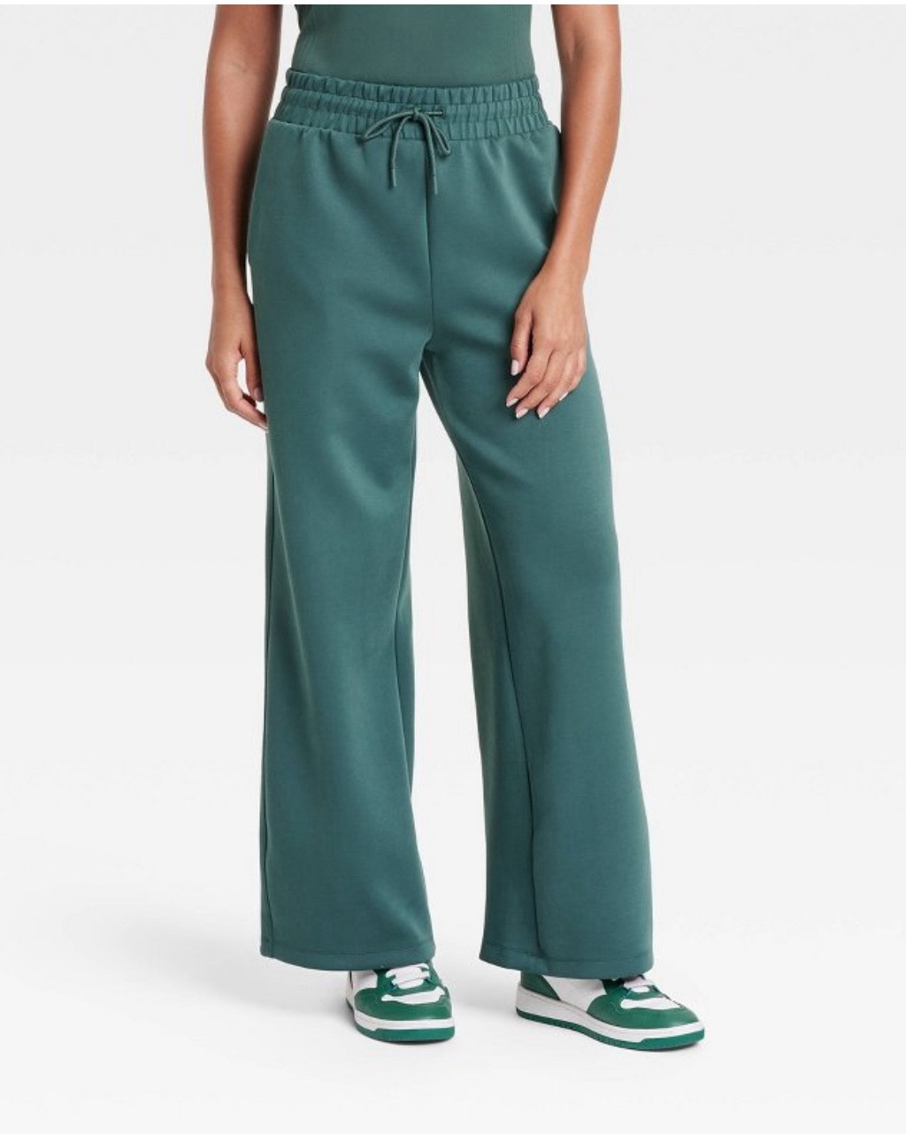 Wide leg sweatpantss

#LTKFitness #LTKActive #LTKSeasonal