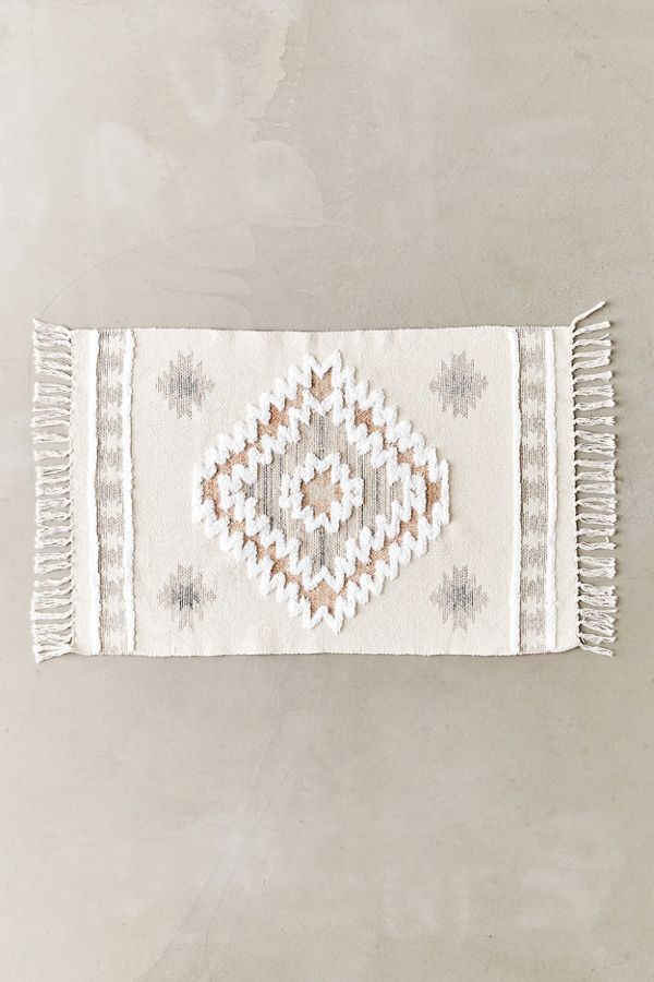 Olin Printed + Tufted Rug | Urban Outfitters (US and RoW)