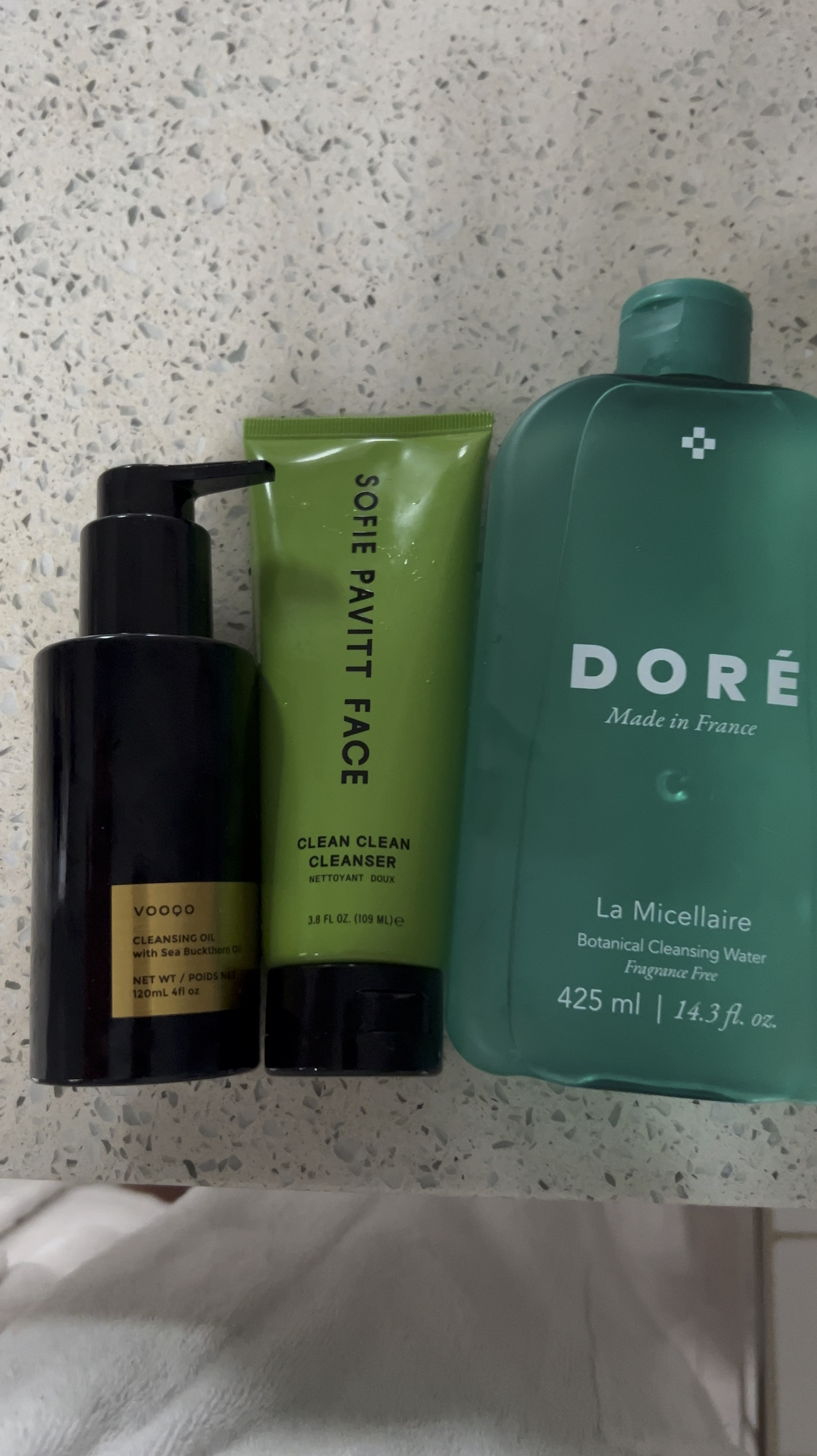 My favorite cleansers with ZERO pore cloggers. I also linked some of my other favorite cleansers that are acne safe as well for more options! 🤌🏽

#LTKBeauty