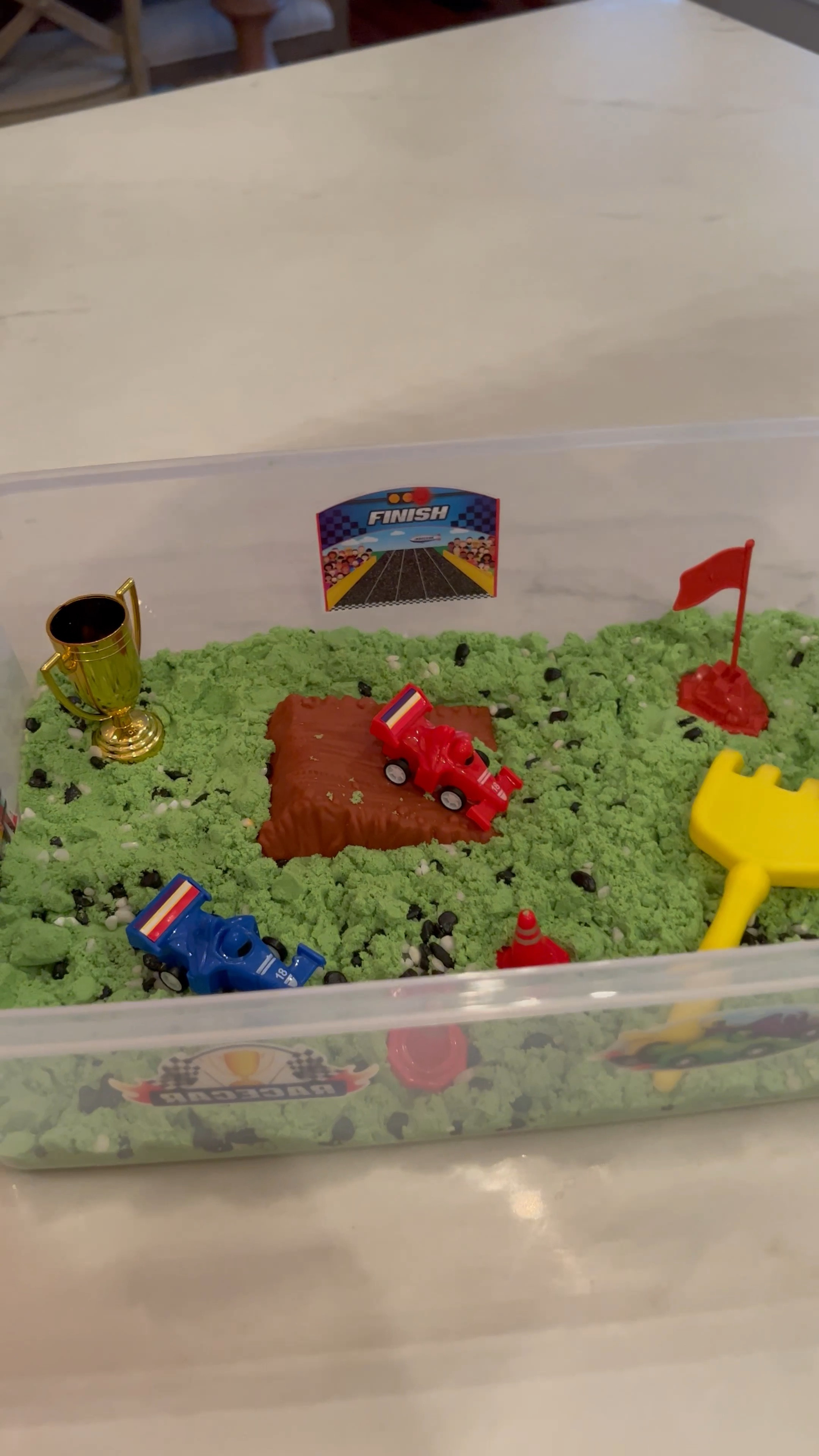 Toddler // little kid sensory bin under $20 -


Amazon find, sensory bin, race track, dinosaurs, construction site, sensory play, toddler play, activities, sand, cars, racing, kids 

#LTKkids #LTKunder50 #LTKfamily