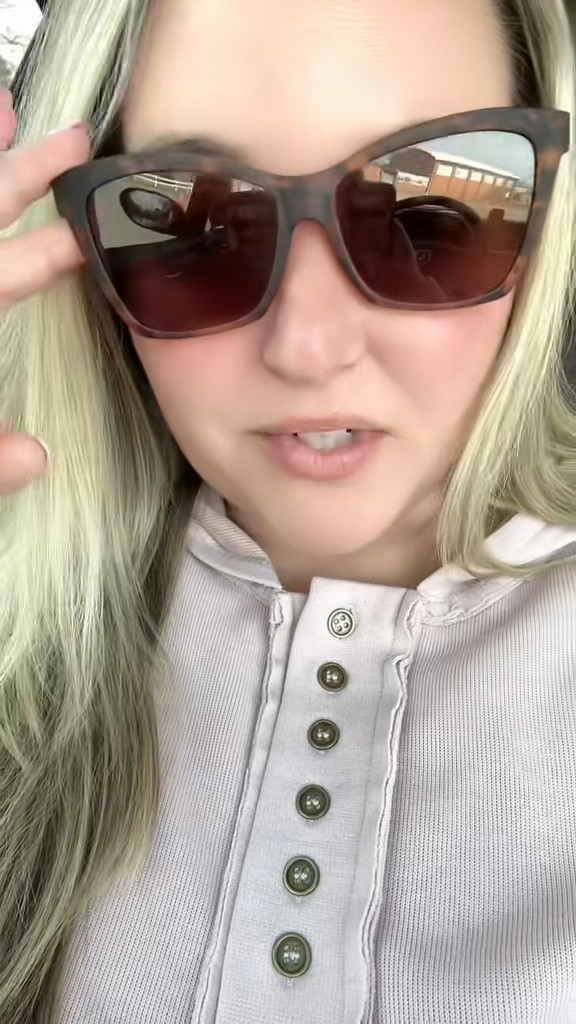 These Goodr sunglasses are my go to sunnies!! 🕶️
#goodr #sunnies #sunglasses



#LTKmomlife #LTKdayinmylife #LTKootd