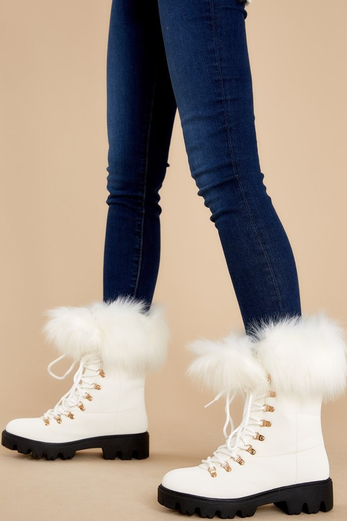 Melt The Snow White Vegan Fur Boots | Red Dress 