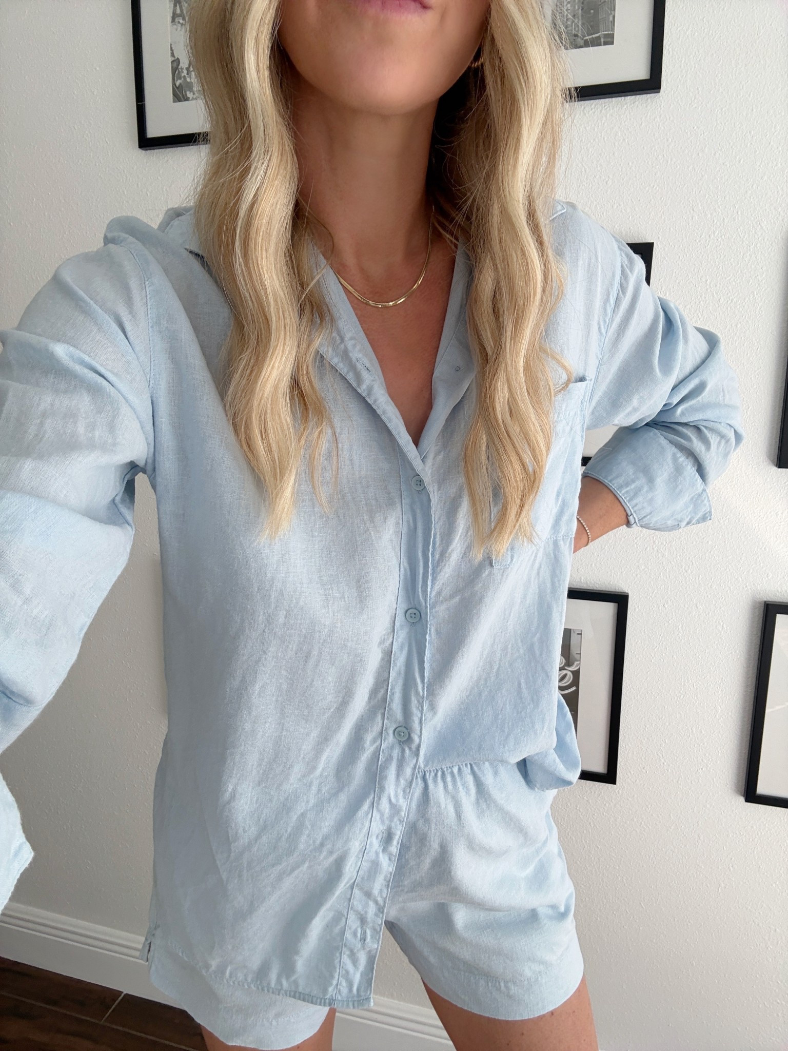 linen button down shirt & shorts 50-60% off for 2 days!!


linen set. linen button down shirt. linen shorts. spring fashion. women’s fashion. beach outfit. 

#LTKunder25 #LTKspring #LTKsummer

#LTKSaleAlert #LTKootd