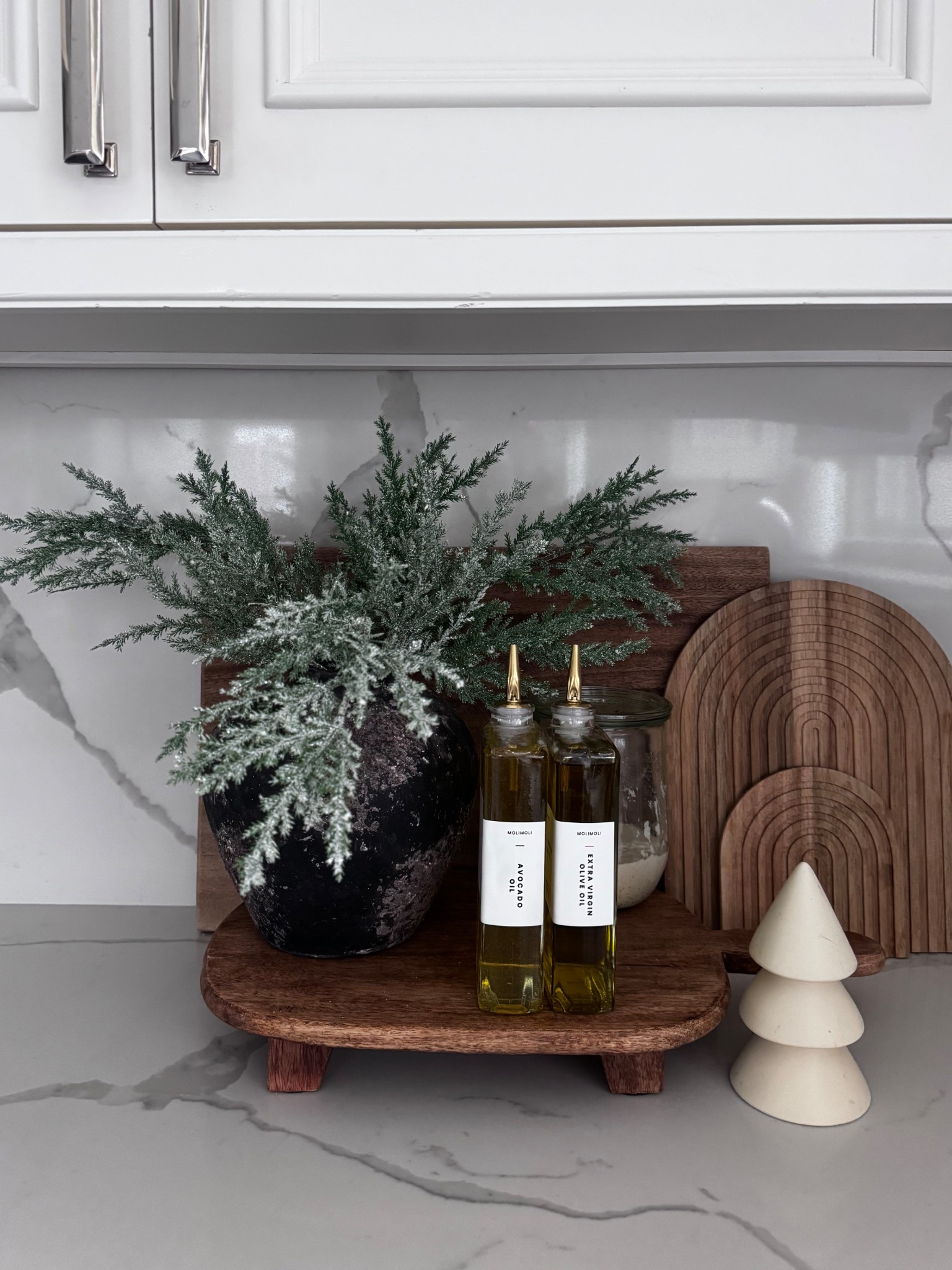 My cute little kitchen corner ✨

Christmas decor | kitchen decor | organization | Rita Salmo  | home decor 

#LTKCyberWeek #LTKHome