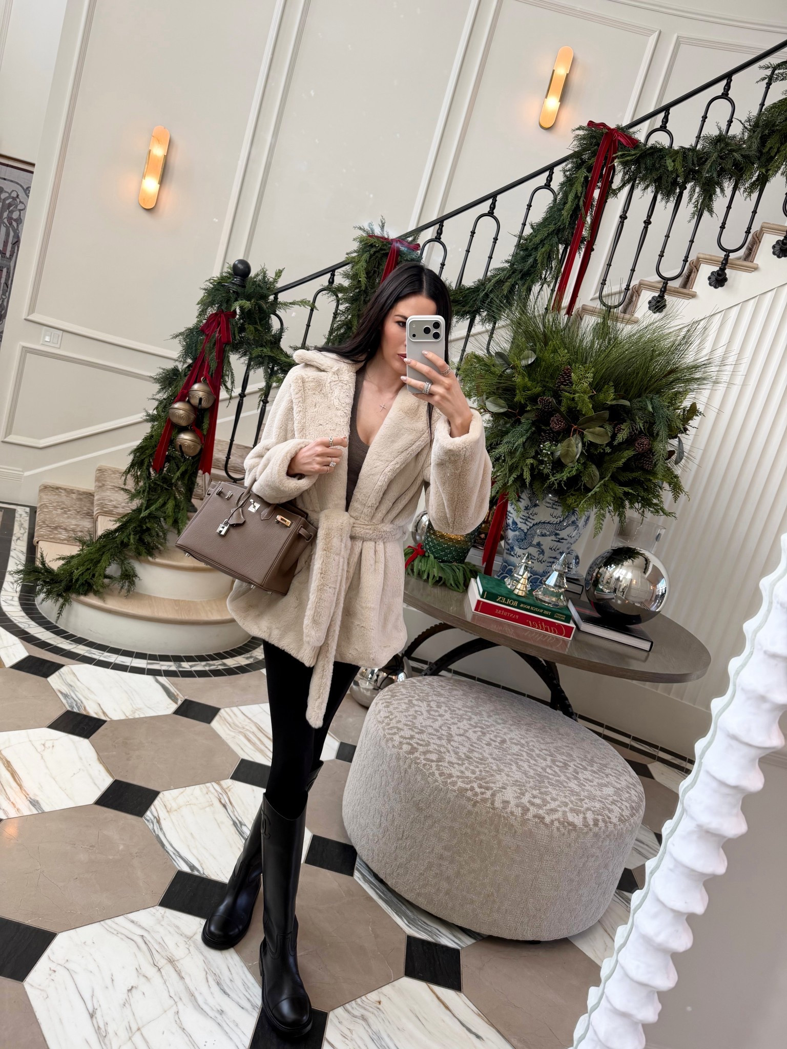 OOTD 🫶🏼

#LTKGiftGuide #LTKHoliday #LTKSeasonal